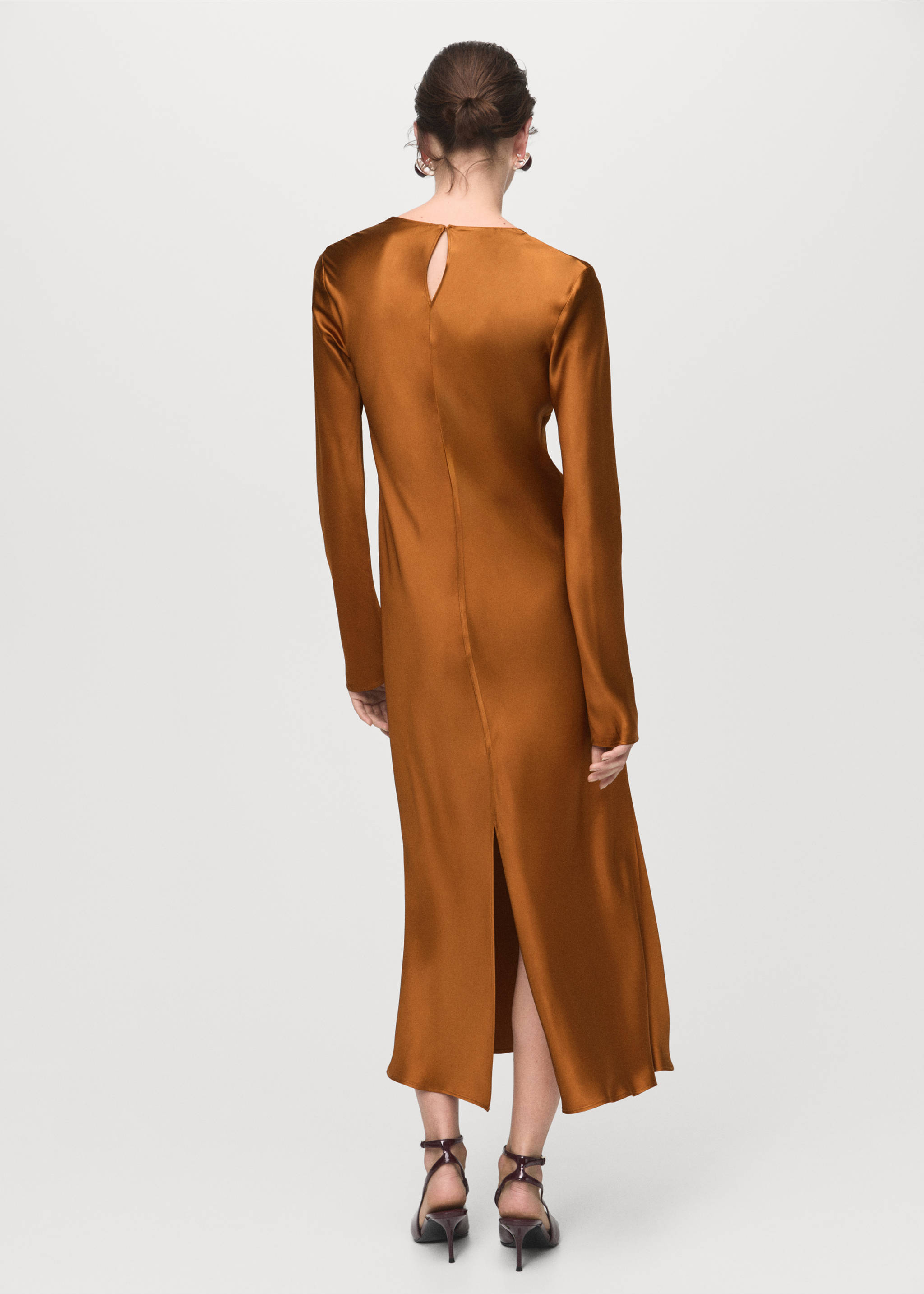 Long satin dress - Reverse of the article, Ochre. Ref: 17075810-00.
