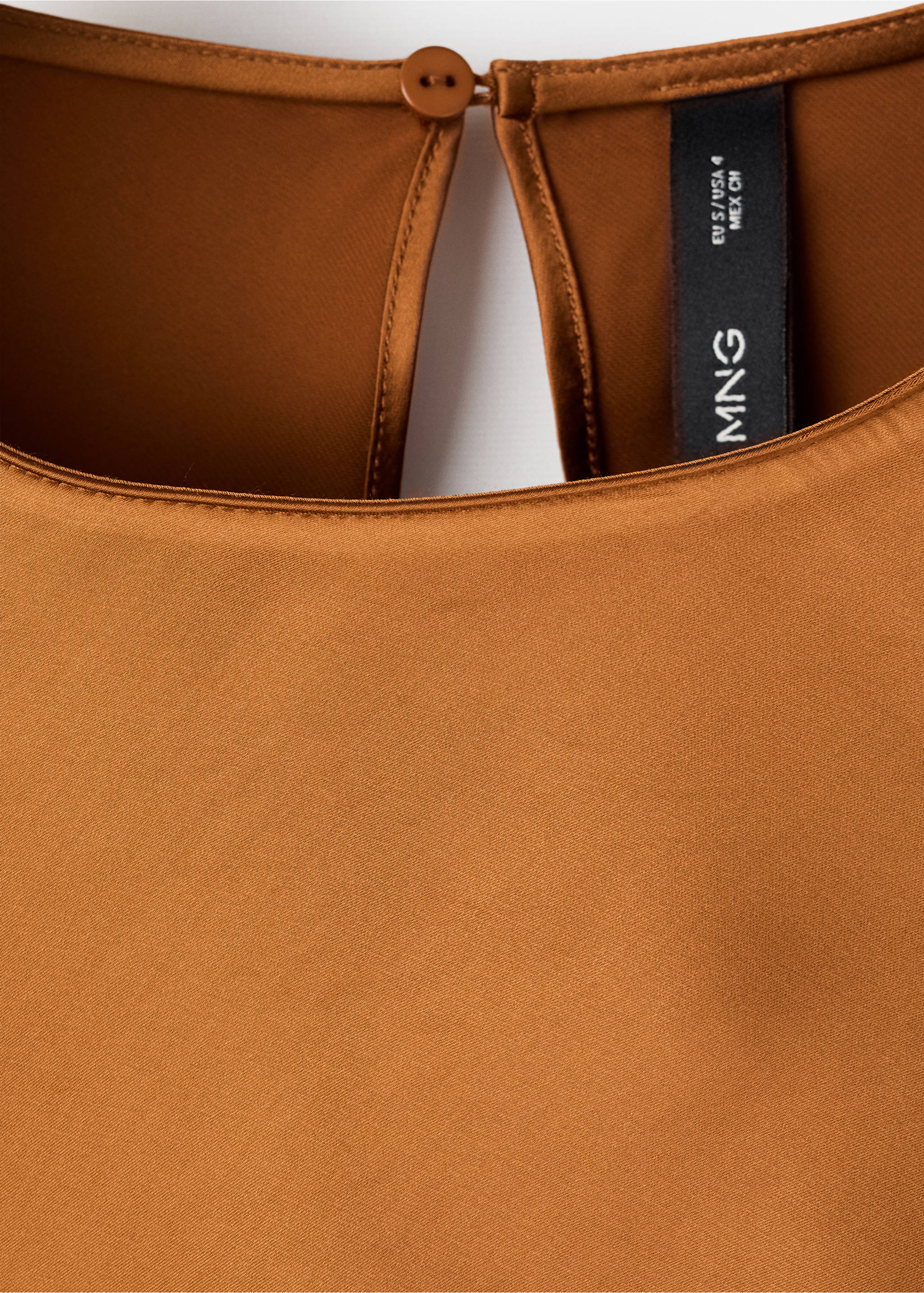 Long satin dress - Details of the article 8, Ochre. Ref: 17075810-00.