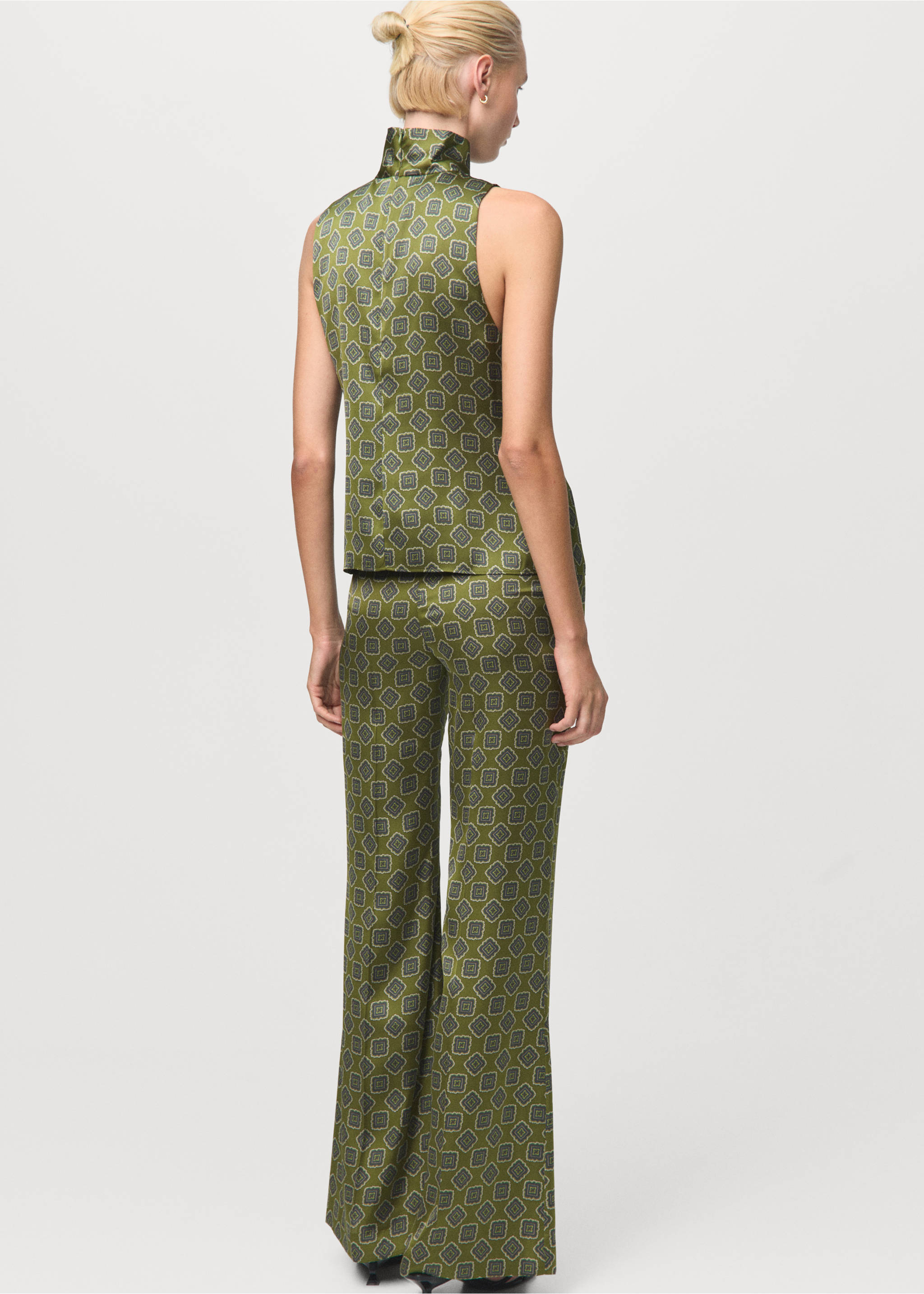 Satin blouse with geometric pattern - Reverse of the article, Green. Ref: 17075828-00.