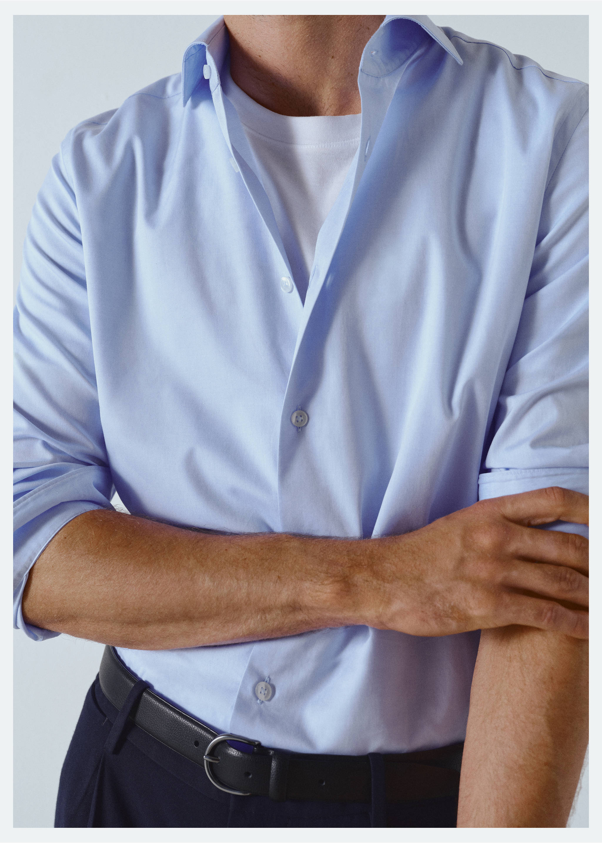 100% cotton slim-fit shirt - Details of the article 3, Sky Blue. Ref: 17075979-00.