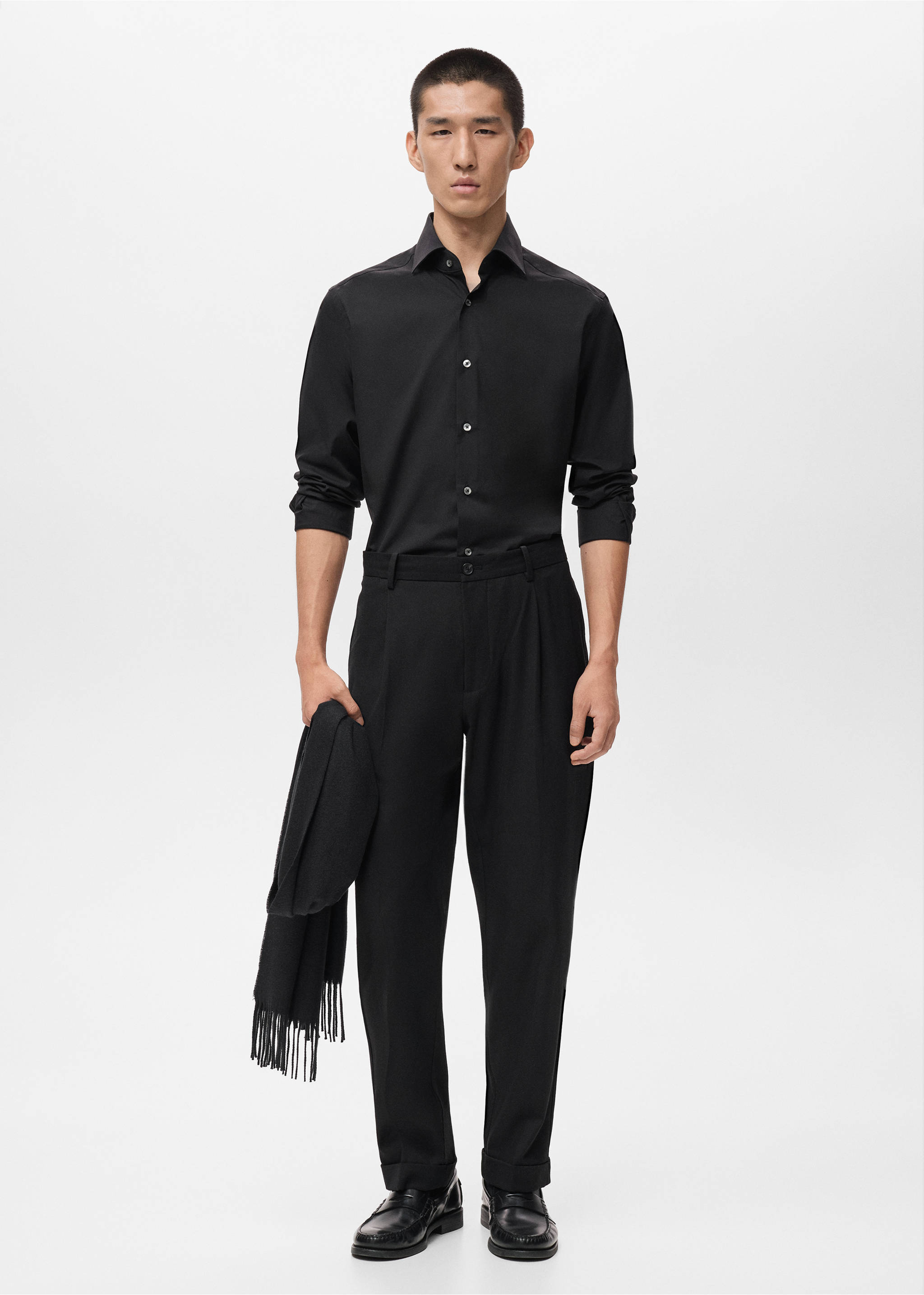 Chemise 100 % coton slim-fit - Plan général, Noir. Ref: 17075979-00.