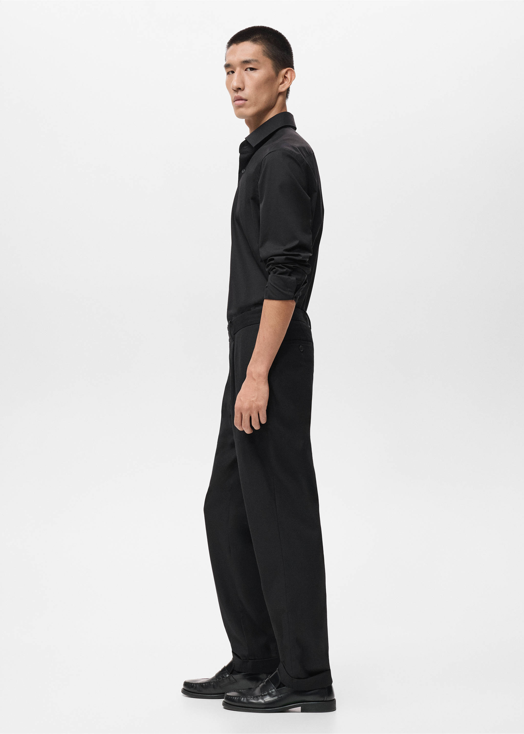 Chemise 100 % coton slim-fit - Détail de l'article 2, Noir. Ref: 17075979-00.