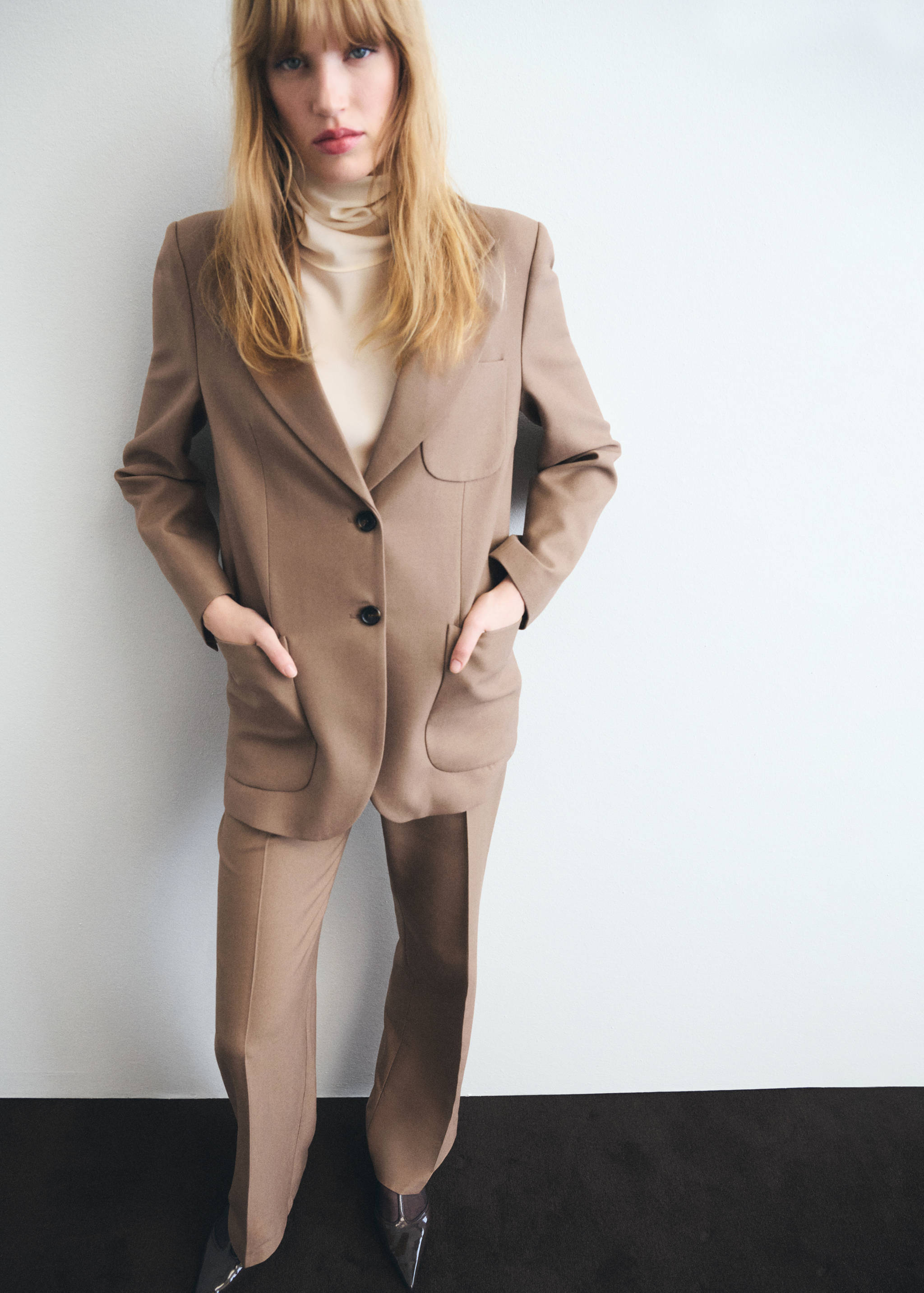 Blazer traje mezcla lana bolsillos - Plano general
