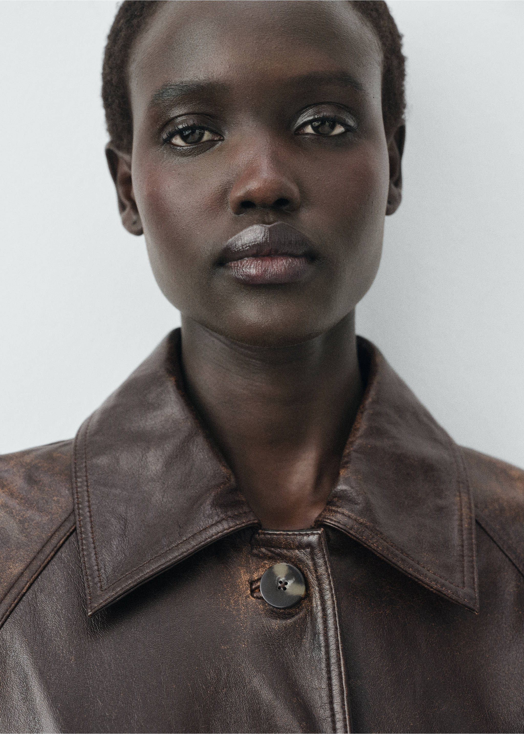 100% leather full-length coat - Details of the article 1, Brown. Ref: 17076343-00.