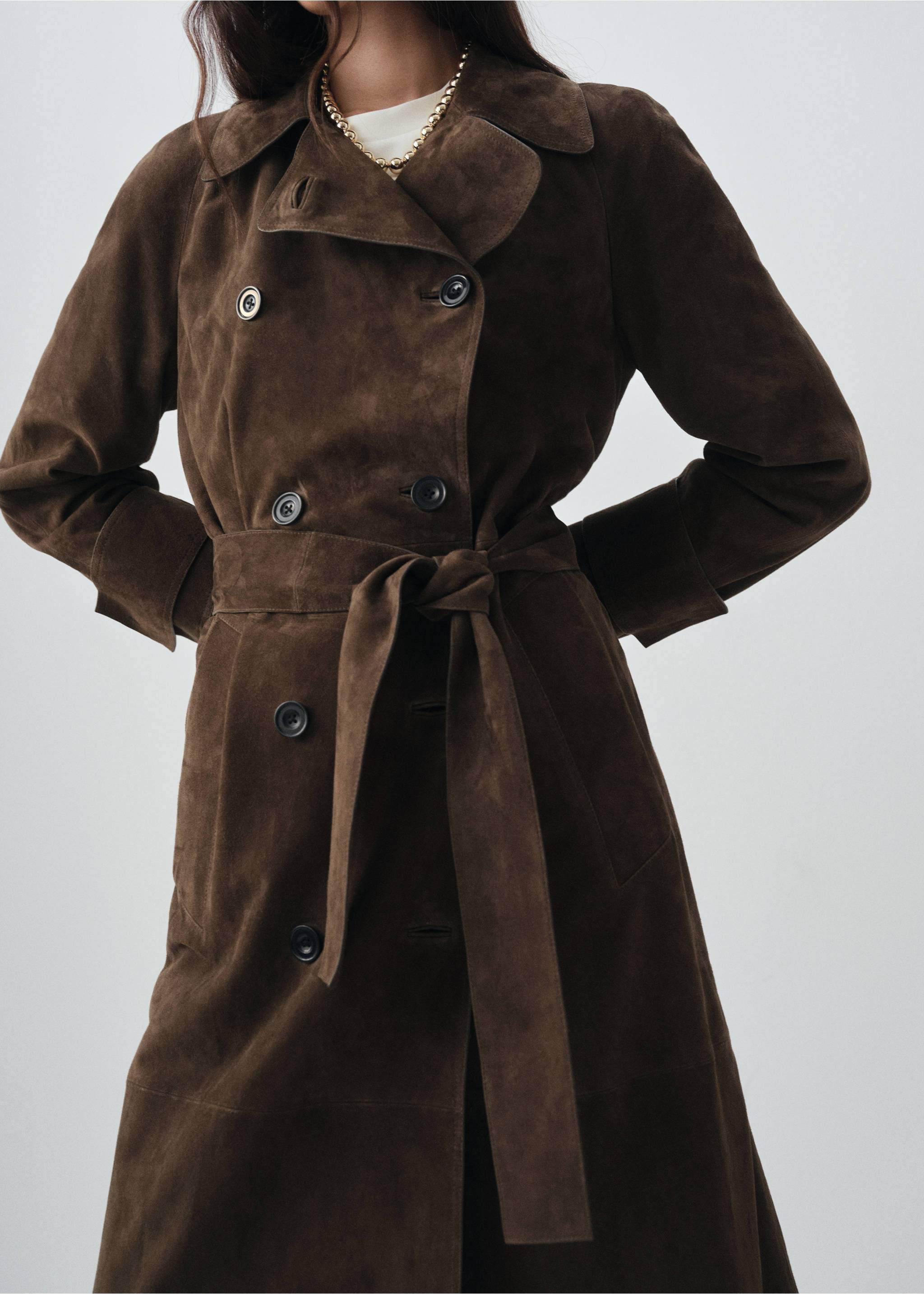 100% suede double-breasted trench coat - Details of the article 1, Khaki. Ref: 17076344-00.