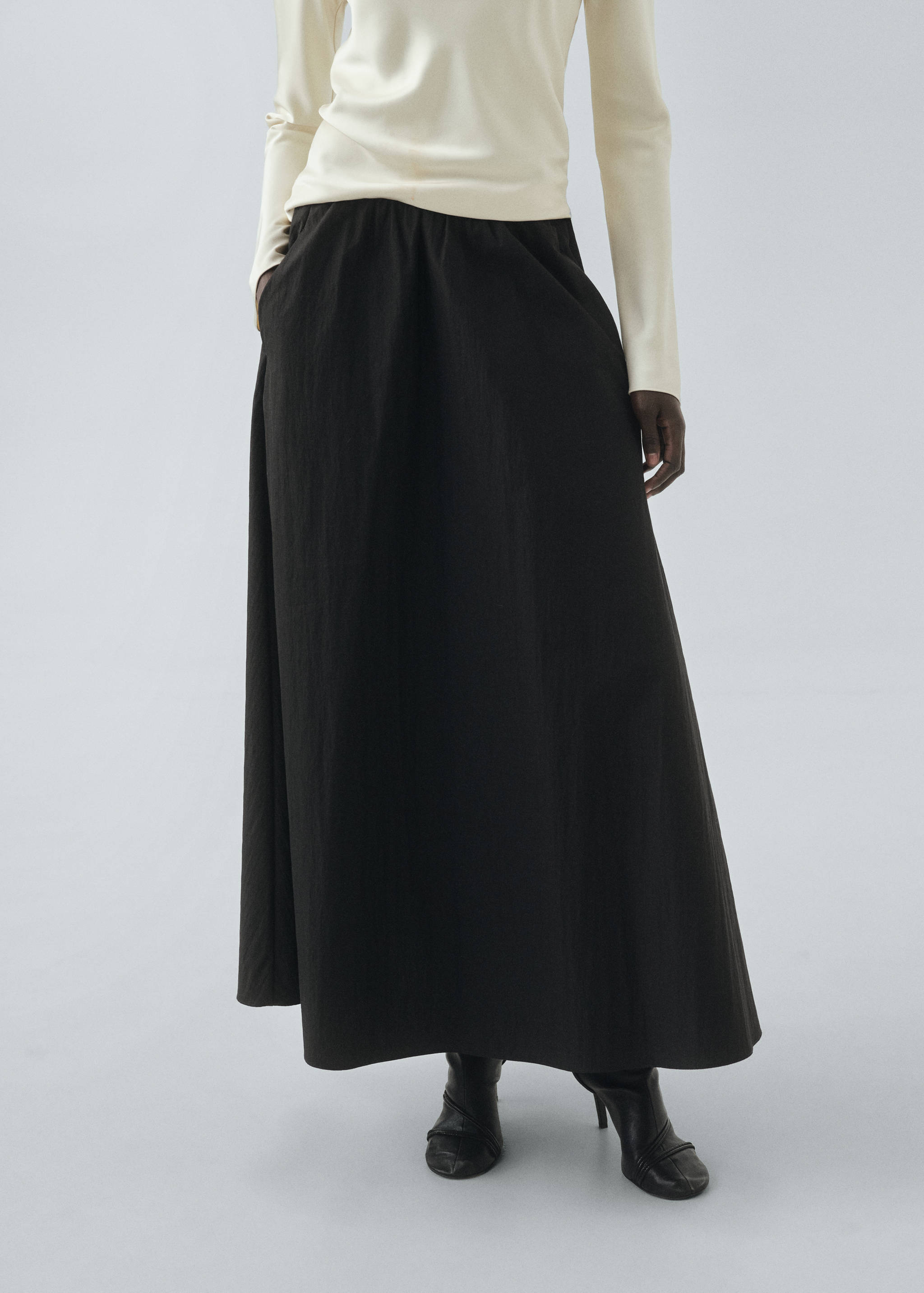 Long flared skirt - Medium plane