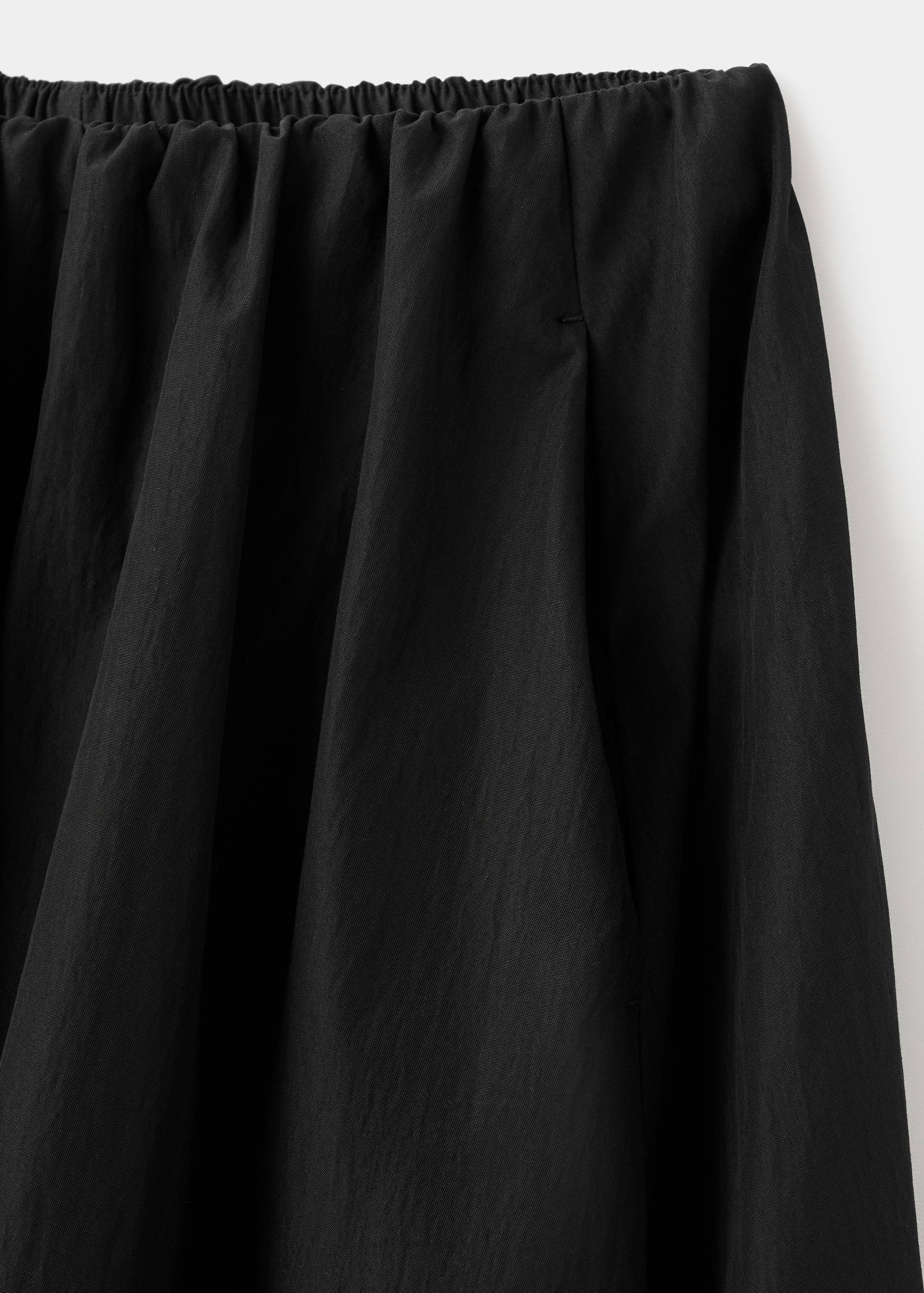 Long flared skirt - Details of the article 8