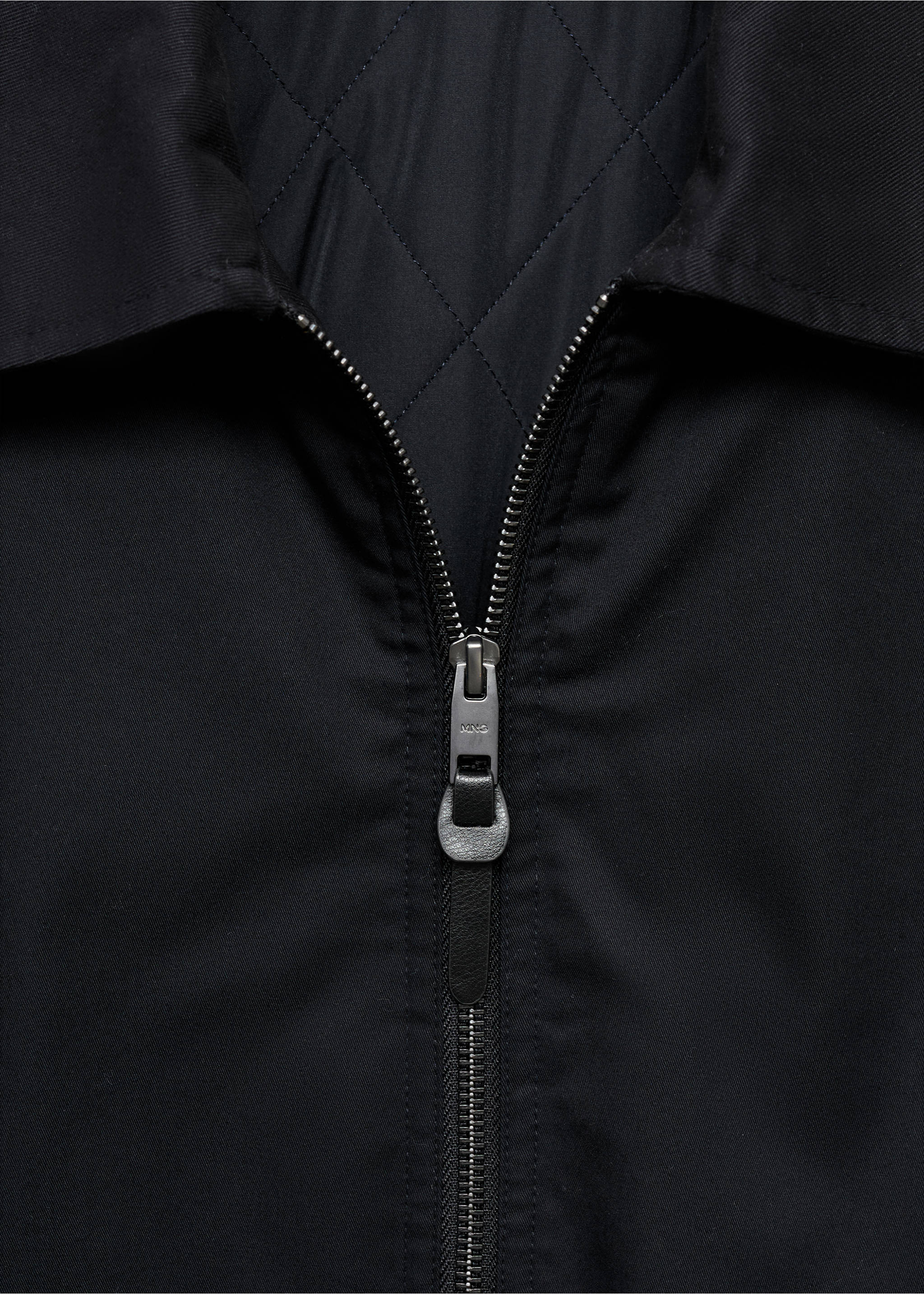Quilted water repellent jacket - Details of the article 8, Navy. Ref: 17076720-00.