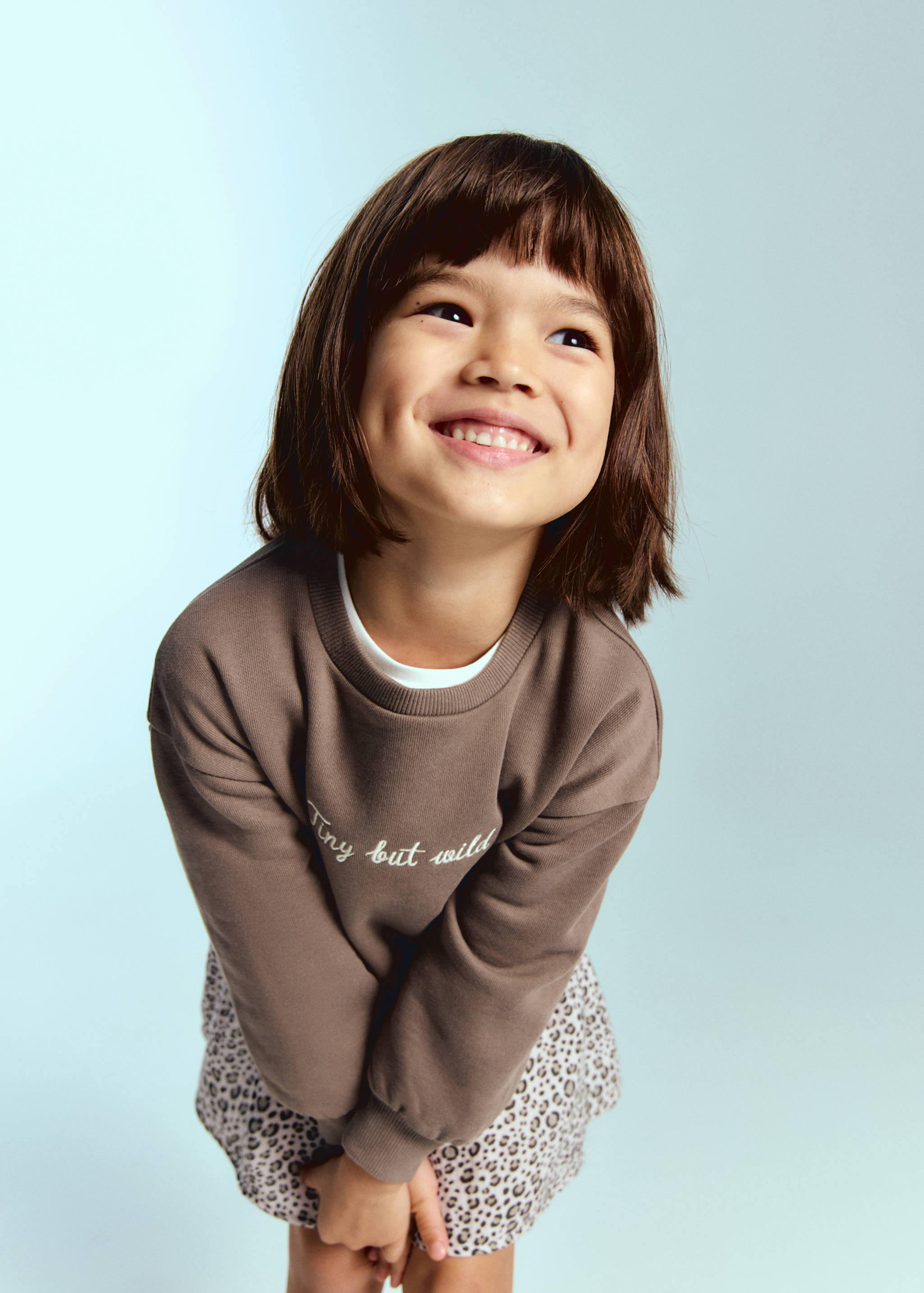 Robe effet sweat léopard - Plan moyen