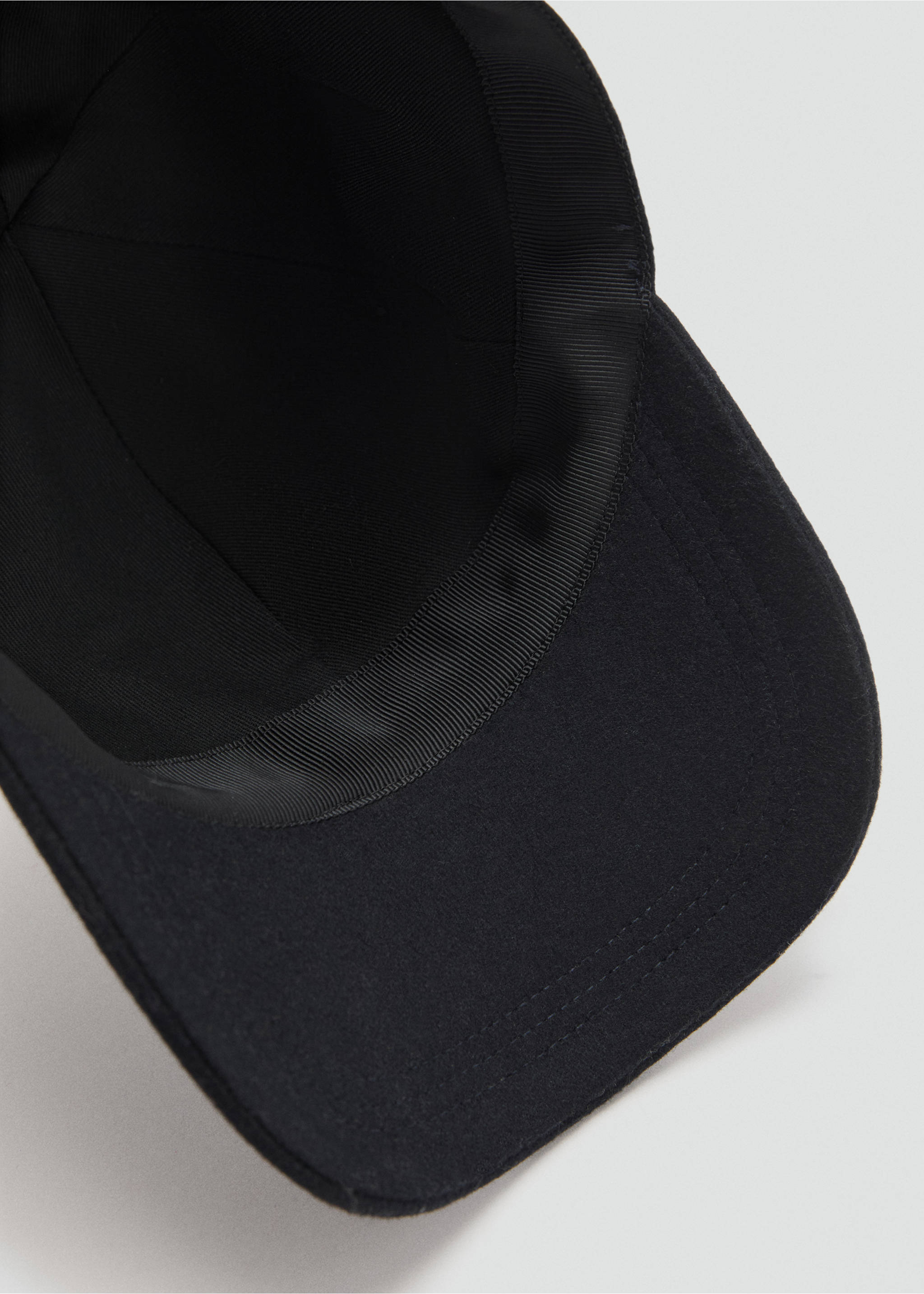Wool-blend cap - Details of the article 2, Navy. Ref: 17076732-00.