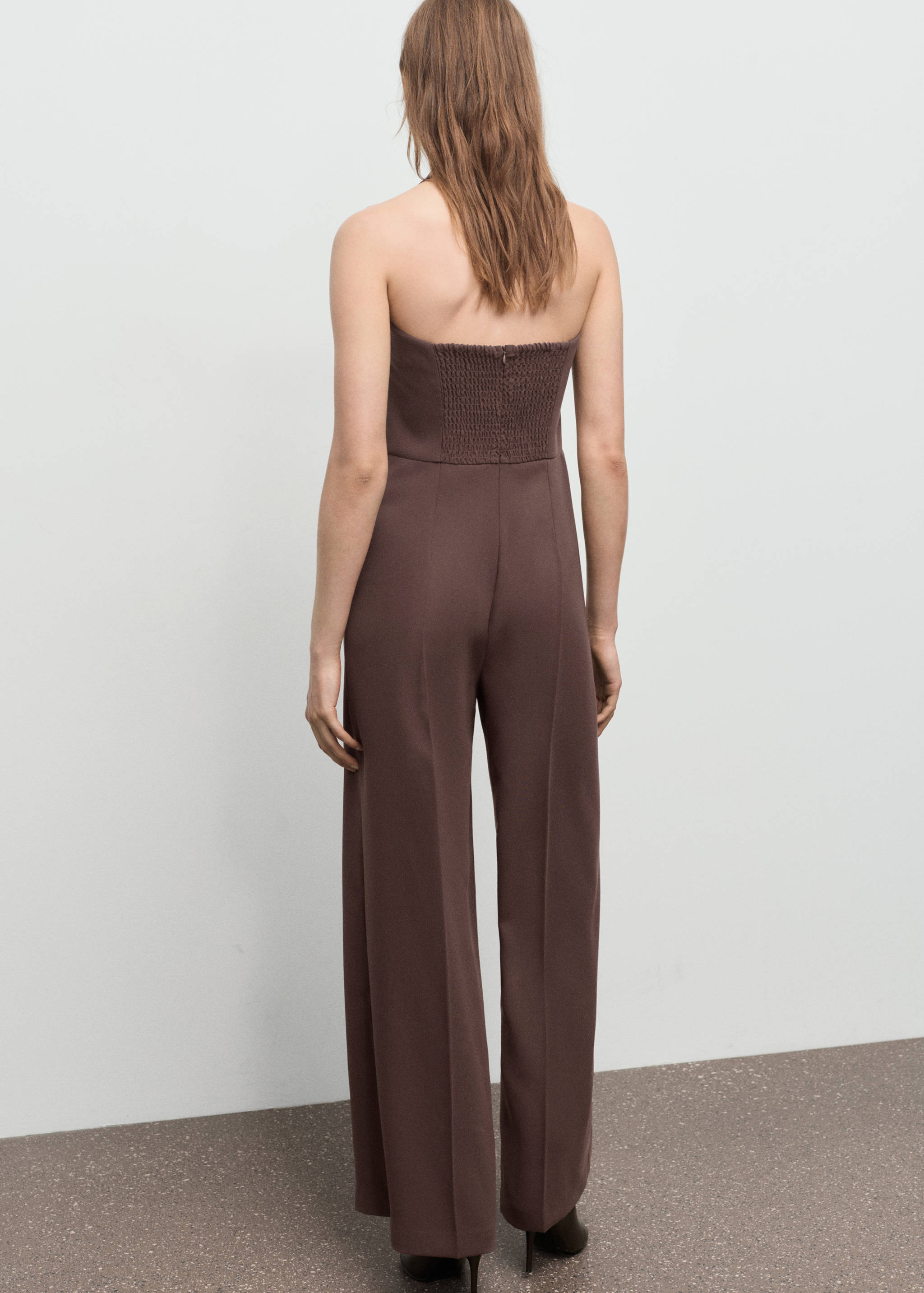 Halter neck jumpsuit - Reverse of the article