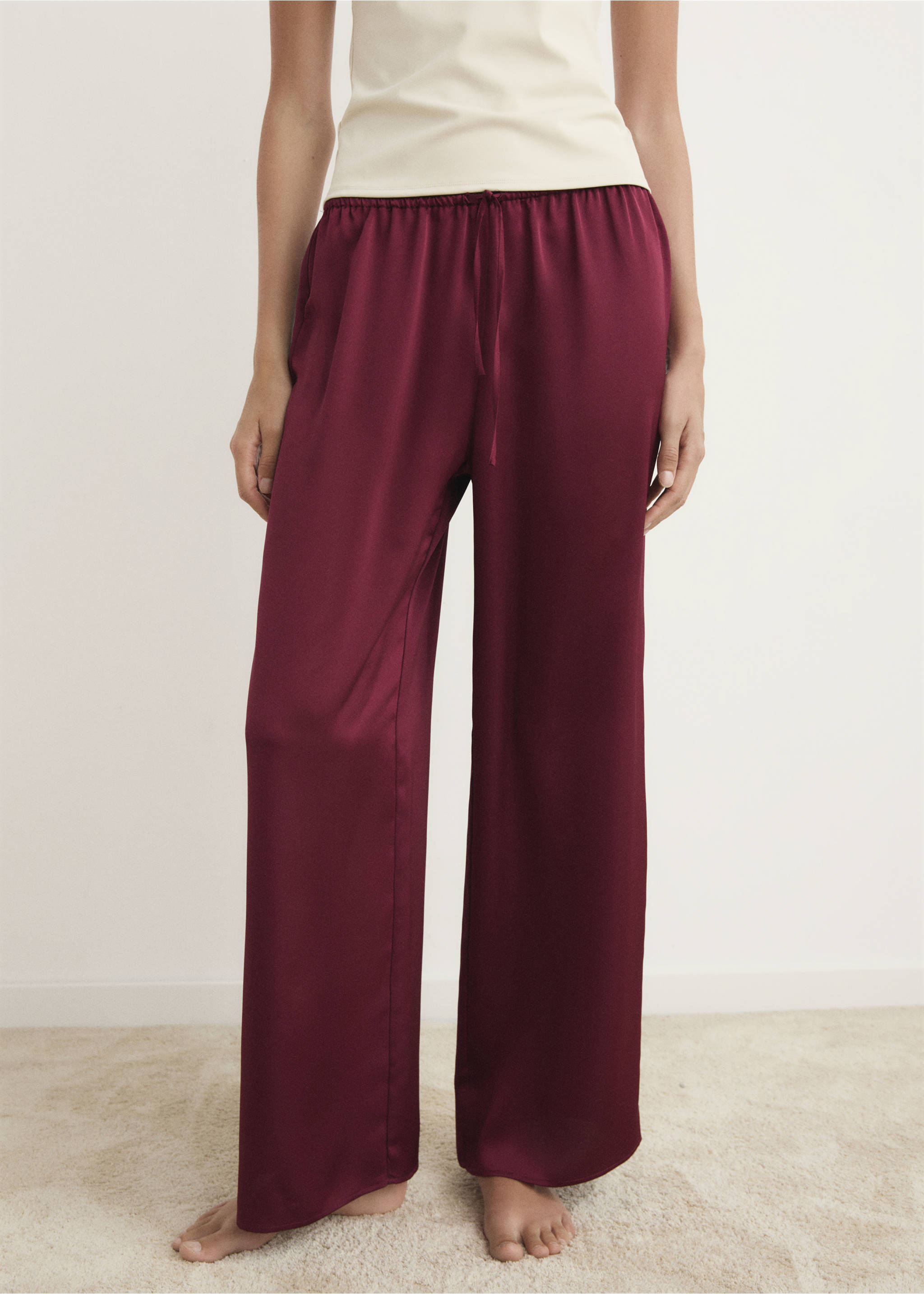 Satin long trousers - Medium plane, Red. Ref: 17077127-00.