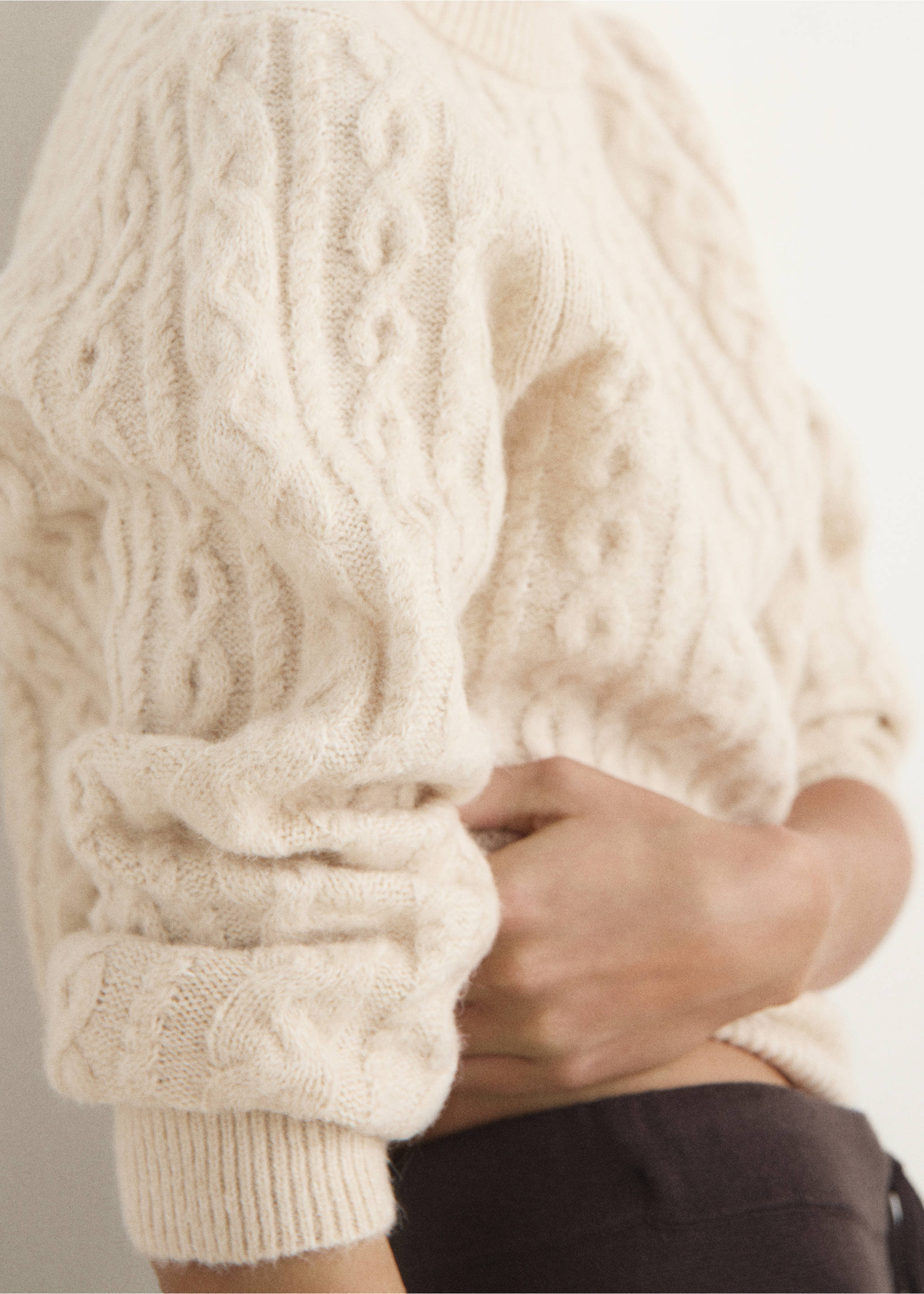 Pyjama sweater bello - Details of the article 3, Ecru. Ref: 17077129-00.
