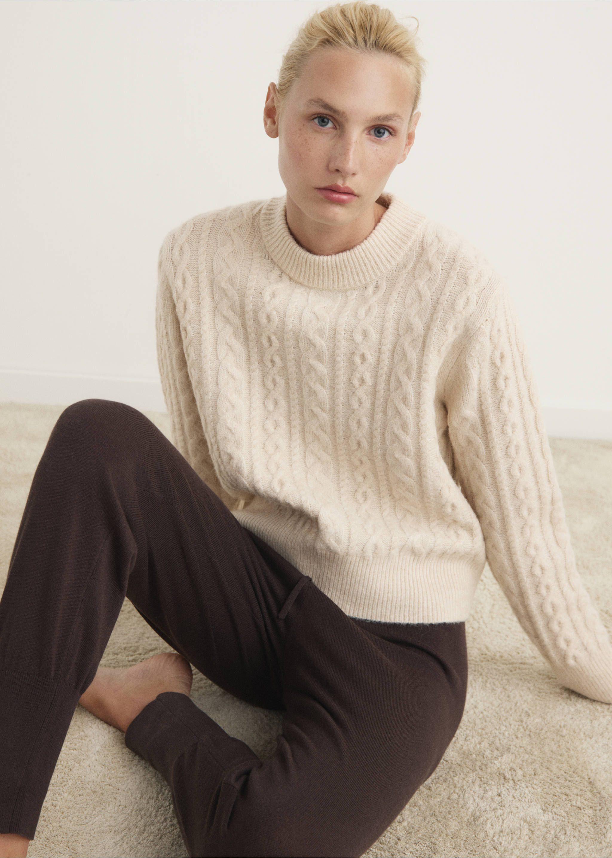 Pyjama sweater bello - Details of the article 2, Ecru. Ref: 17077129-00.