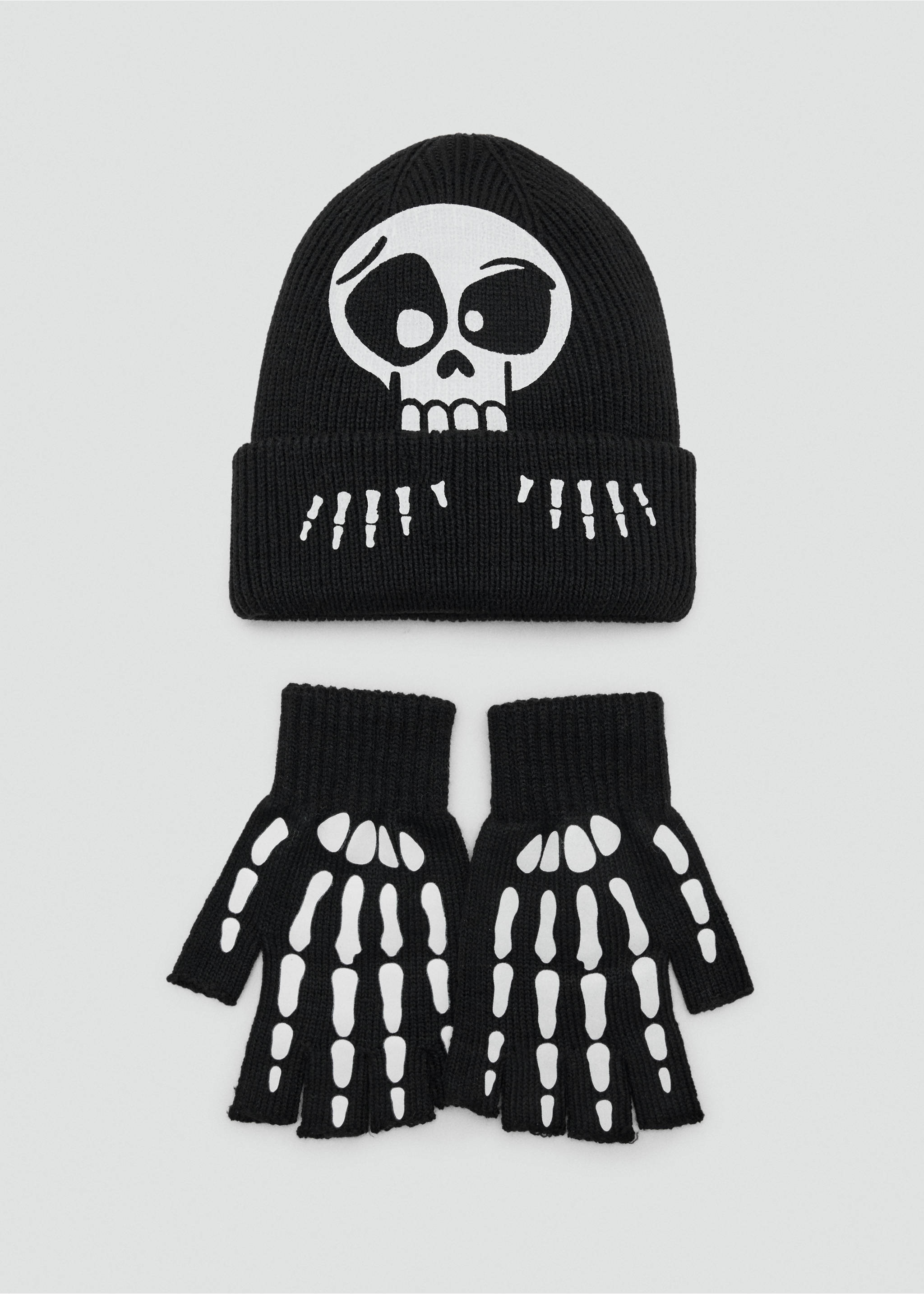 Skull knit beanie - Details of the article 2, Black. Ref: 17077130-00.