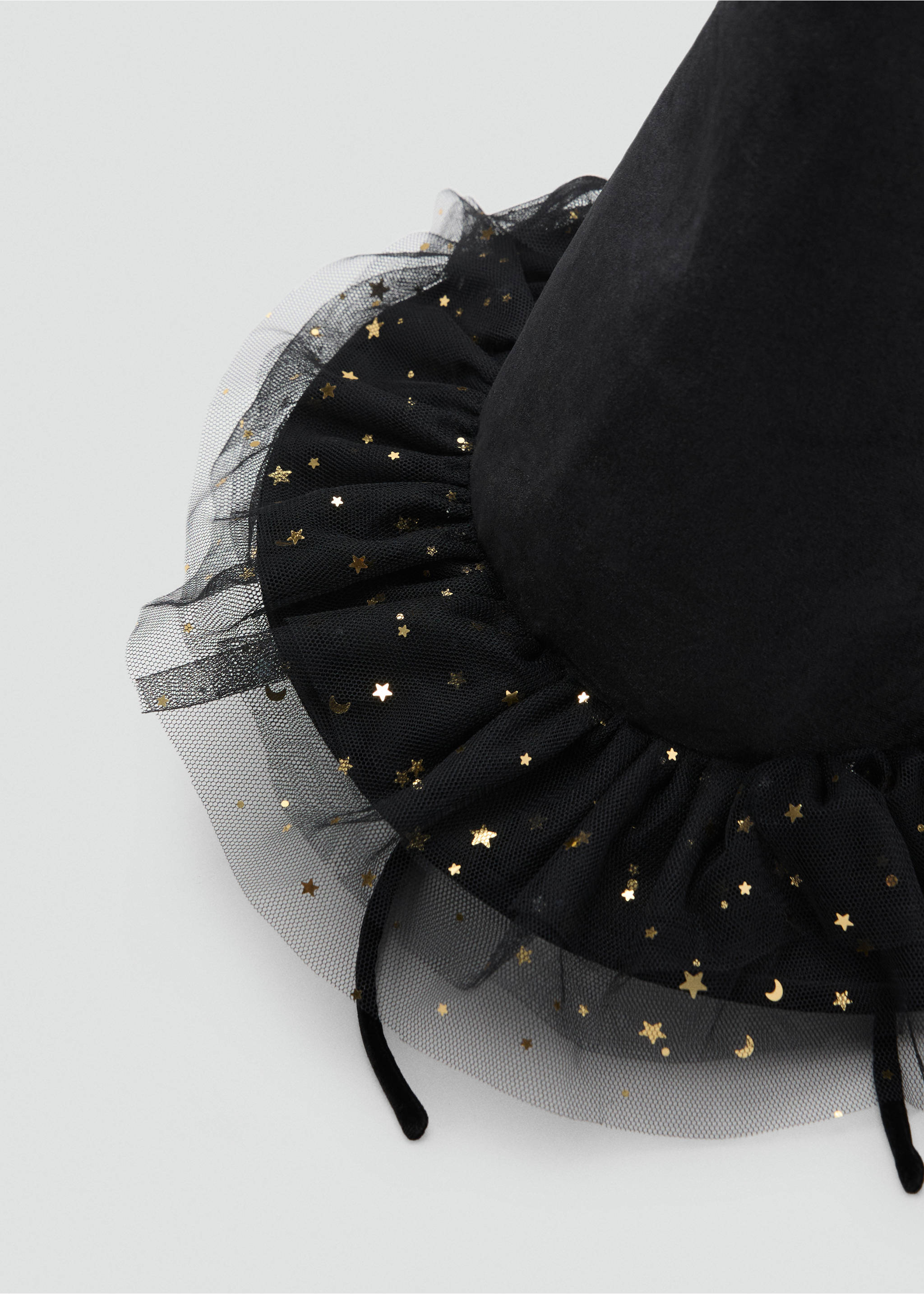 Witch hat with tulle stars - Medium plane, Black. Ref: 17077132-00.