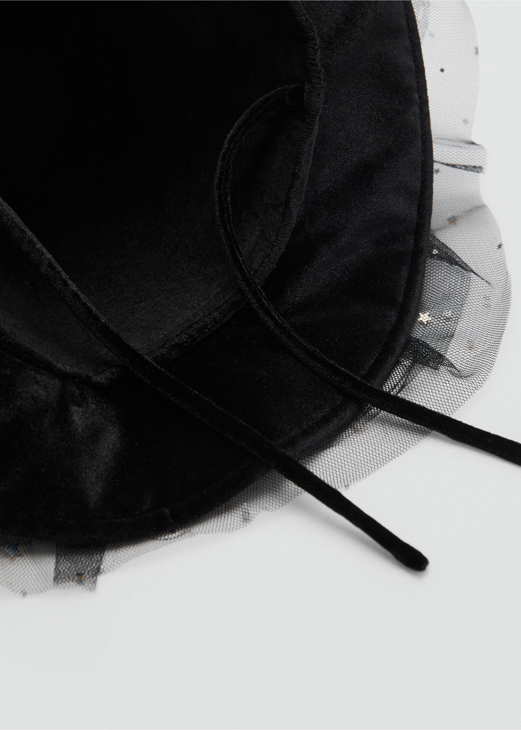 Witch hat with tulle stars - Details of the article 1, Black. Ref: 17077132-00.