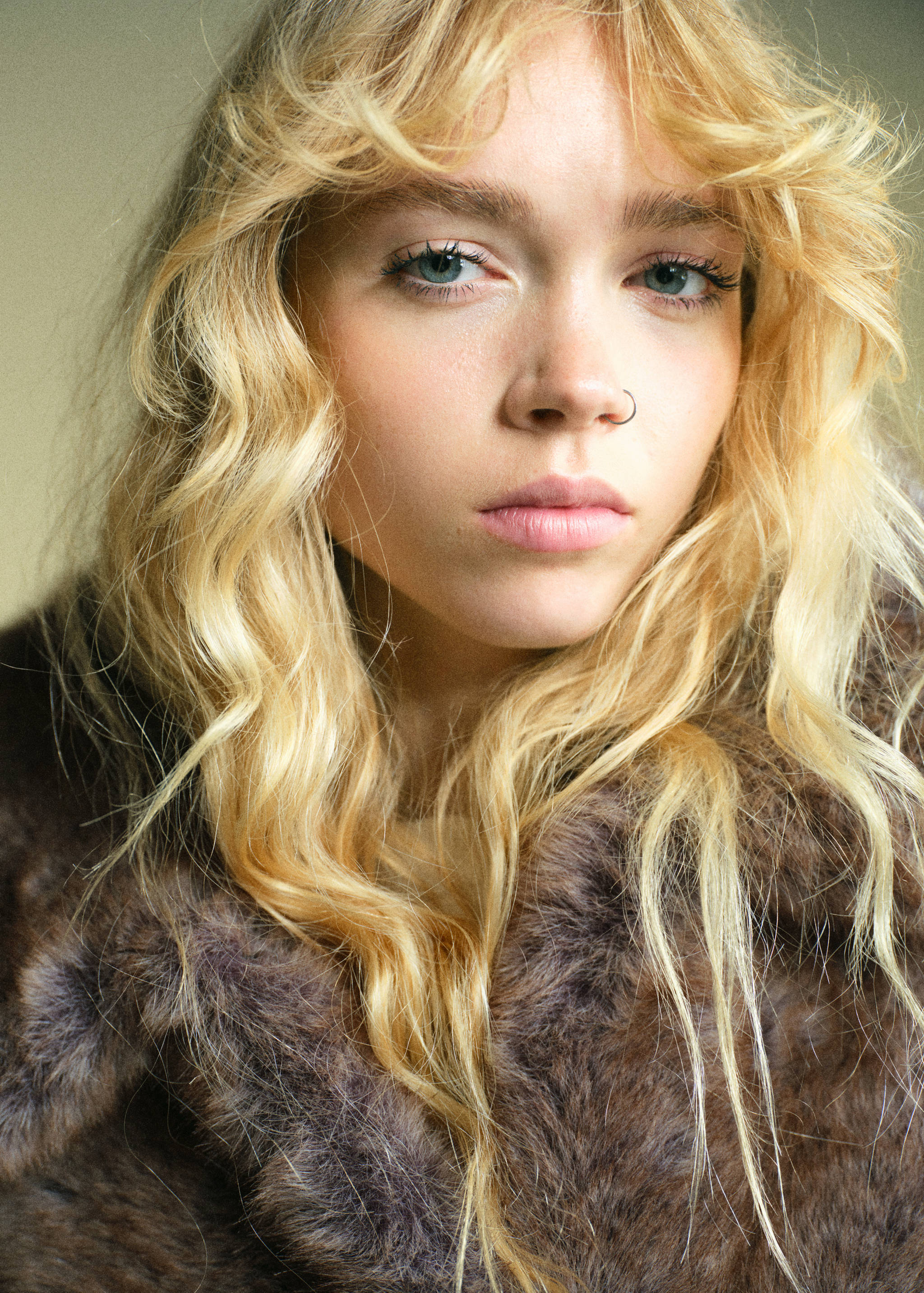 Faux-fur cropped jacket - Details of the article 1