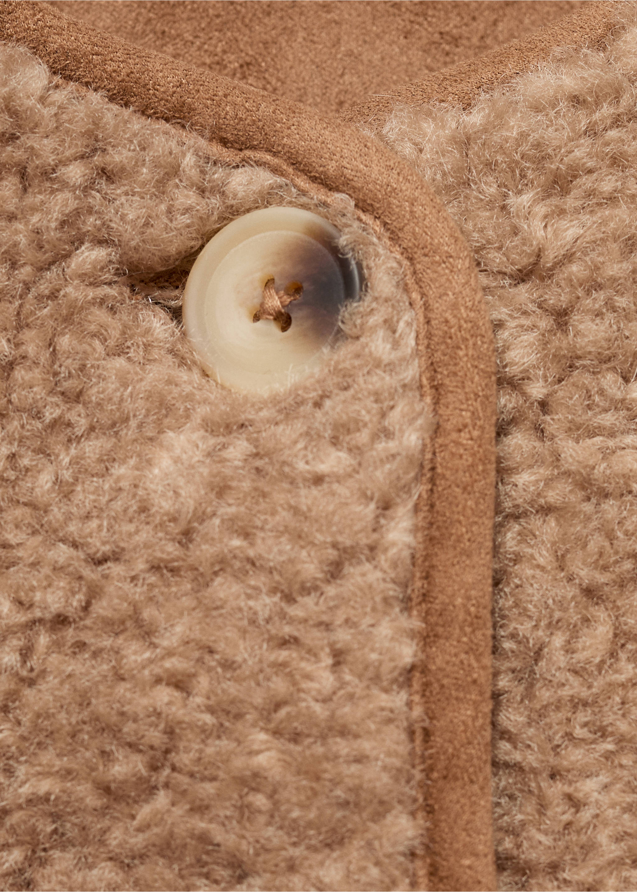 Gilet imitation mouton - Détail de l'article 8, Marron moyen. Ref: 17077769-00.