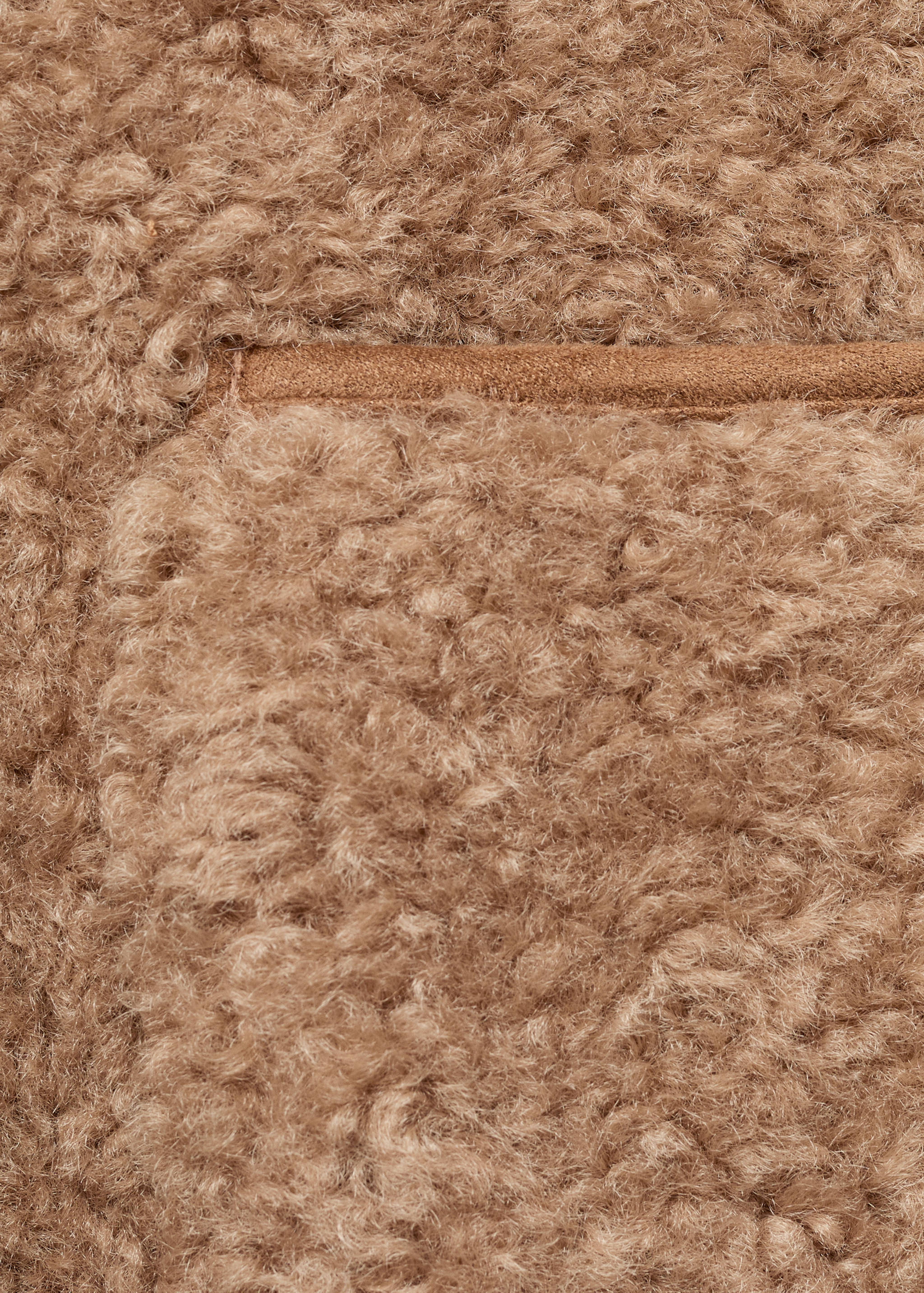 Gilet imitation mouton - Détail de l'article 0