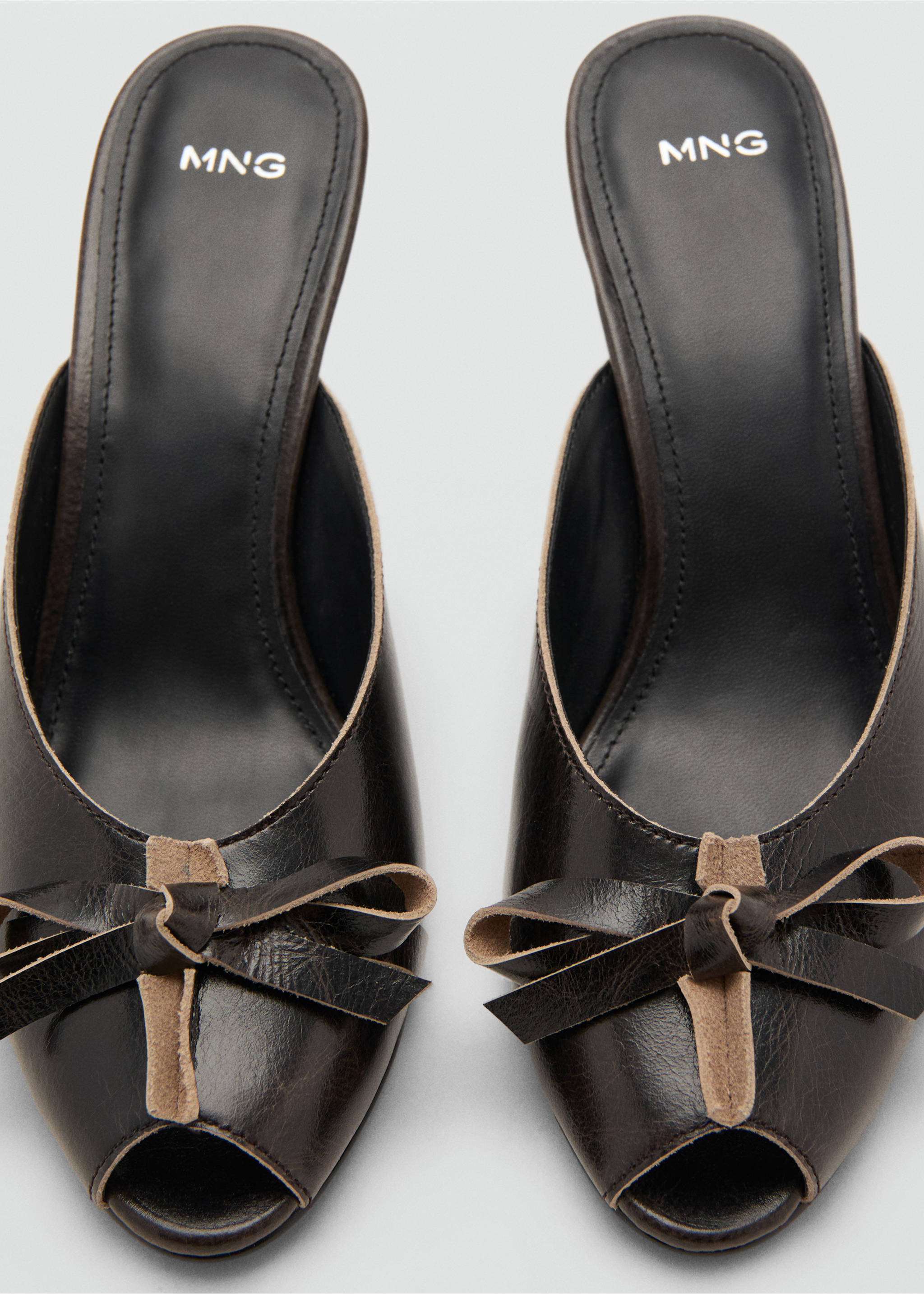 Leather high-heeled sandals with bow - Details of the article 2, Brown. Ref: 17077781-00.