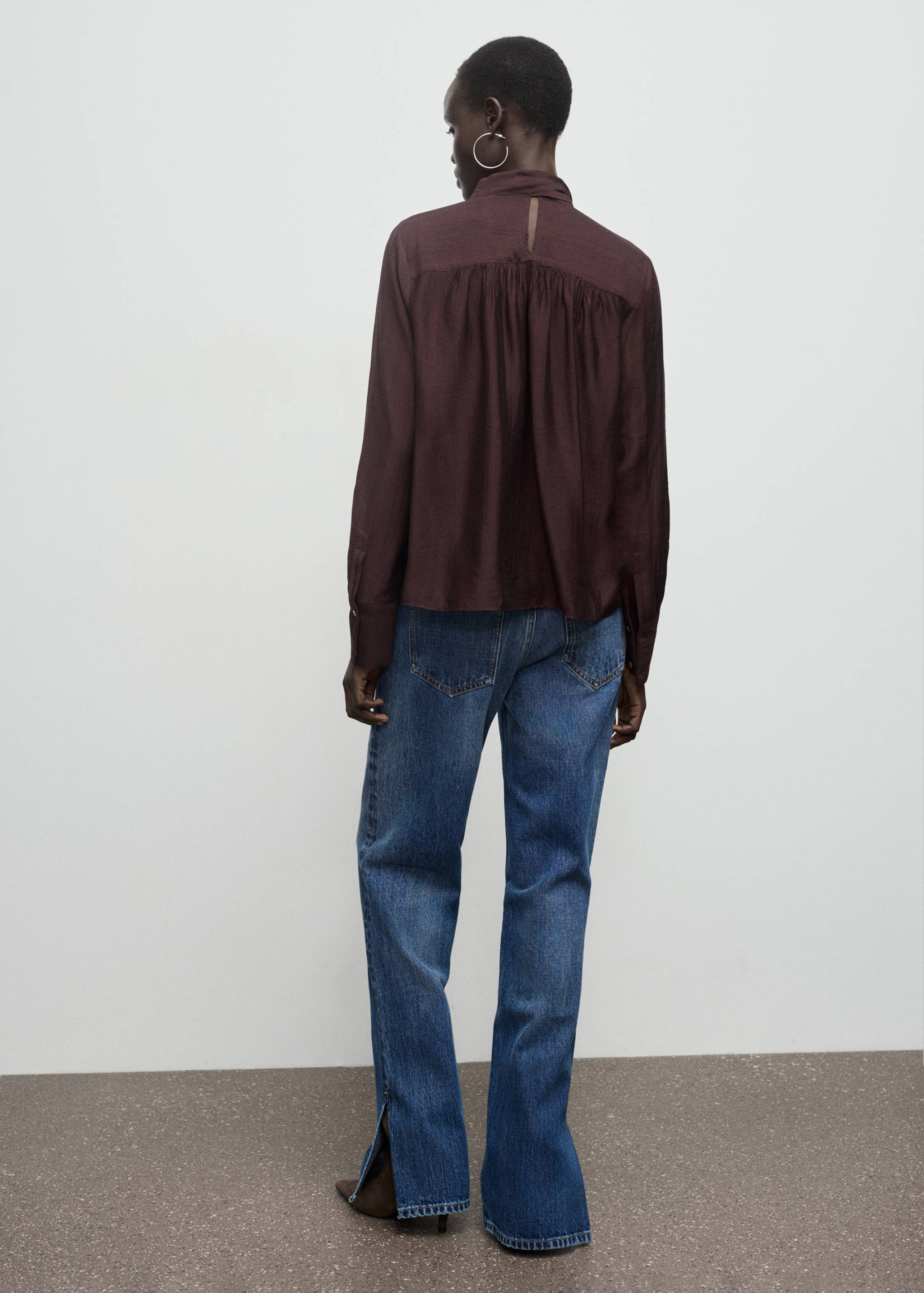 Blusa textura fular - Reverso del artículo