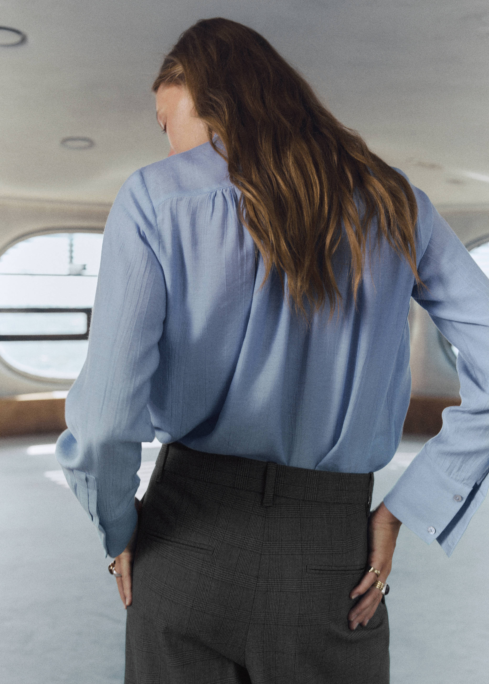 Blusa textura fular - Reverso del artículo