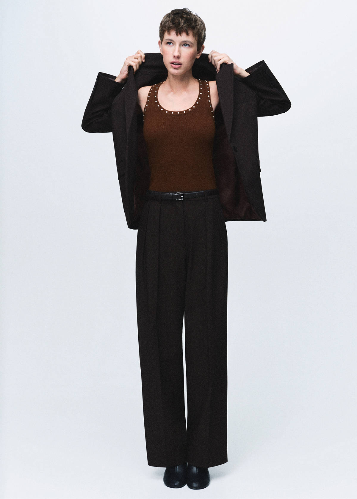 Knitted top with studs