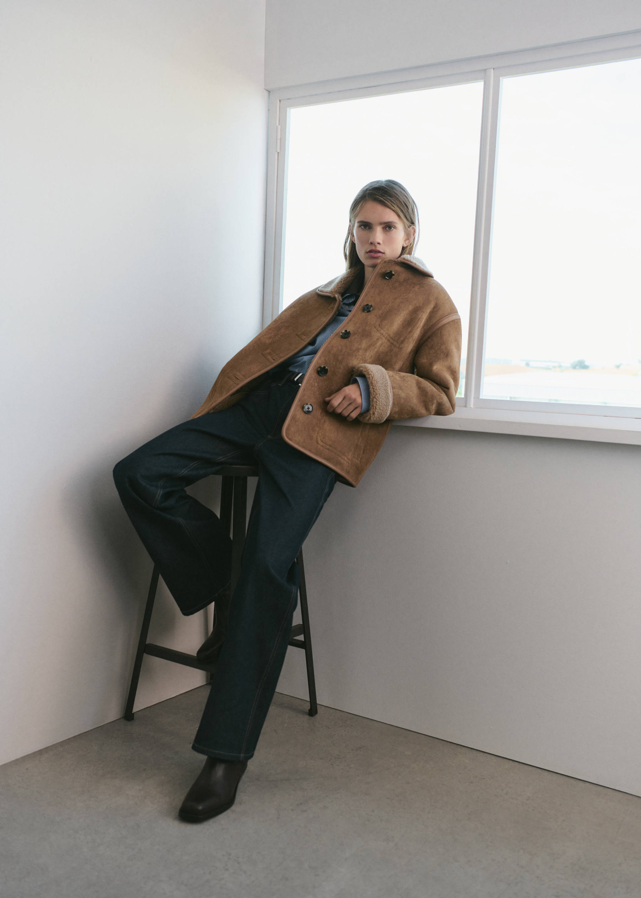 Faux-shearling leather-effect coat - Details of the article 3