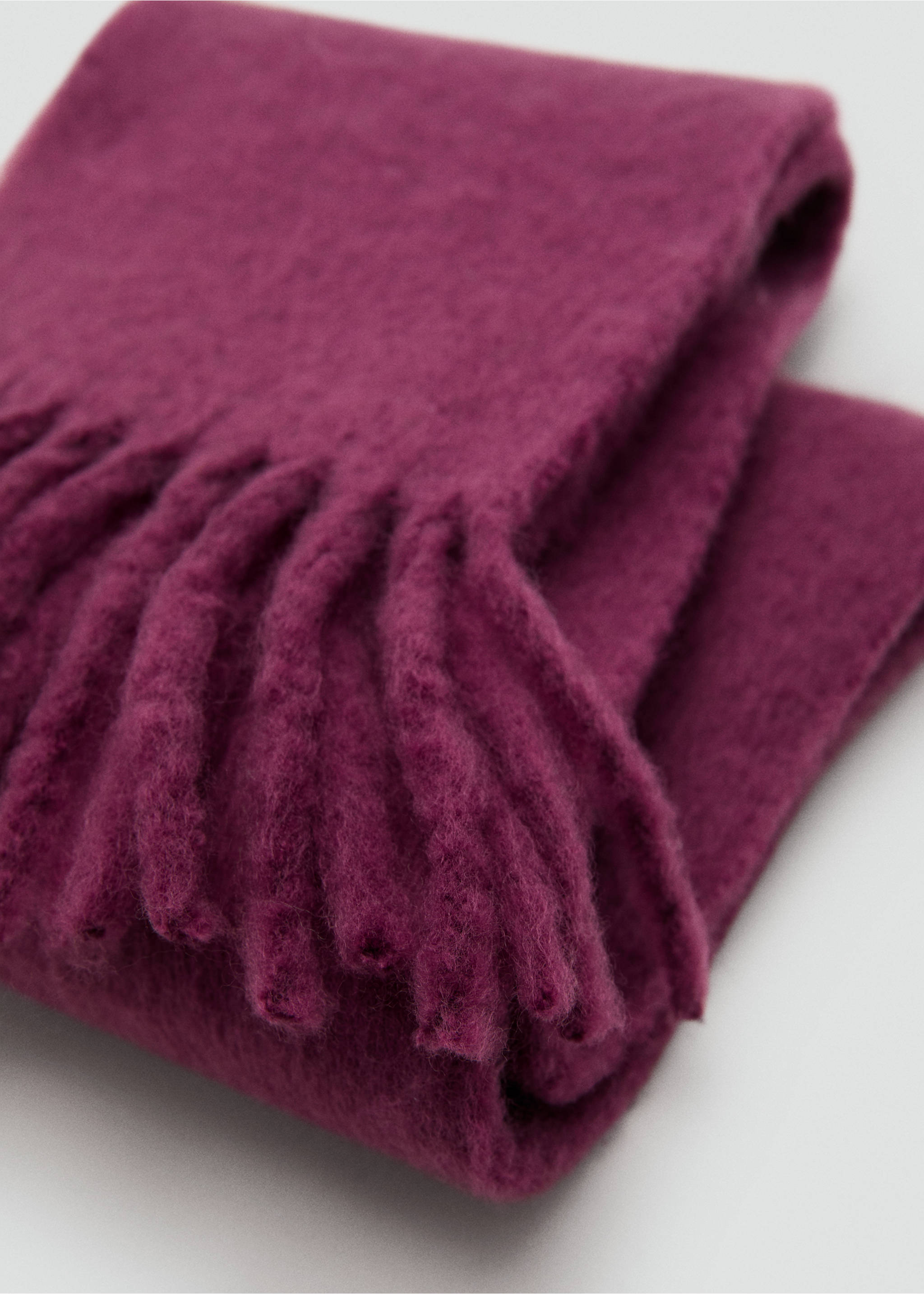 Fringed edge scarf - Medium plane, Strawberry. Ref: 17077905-00.