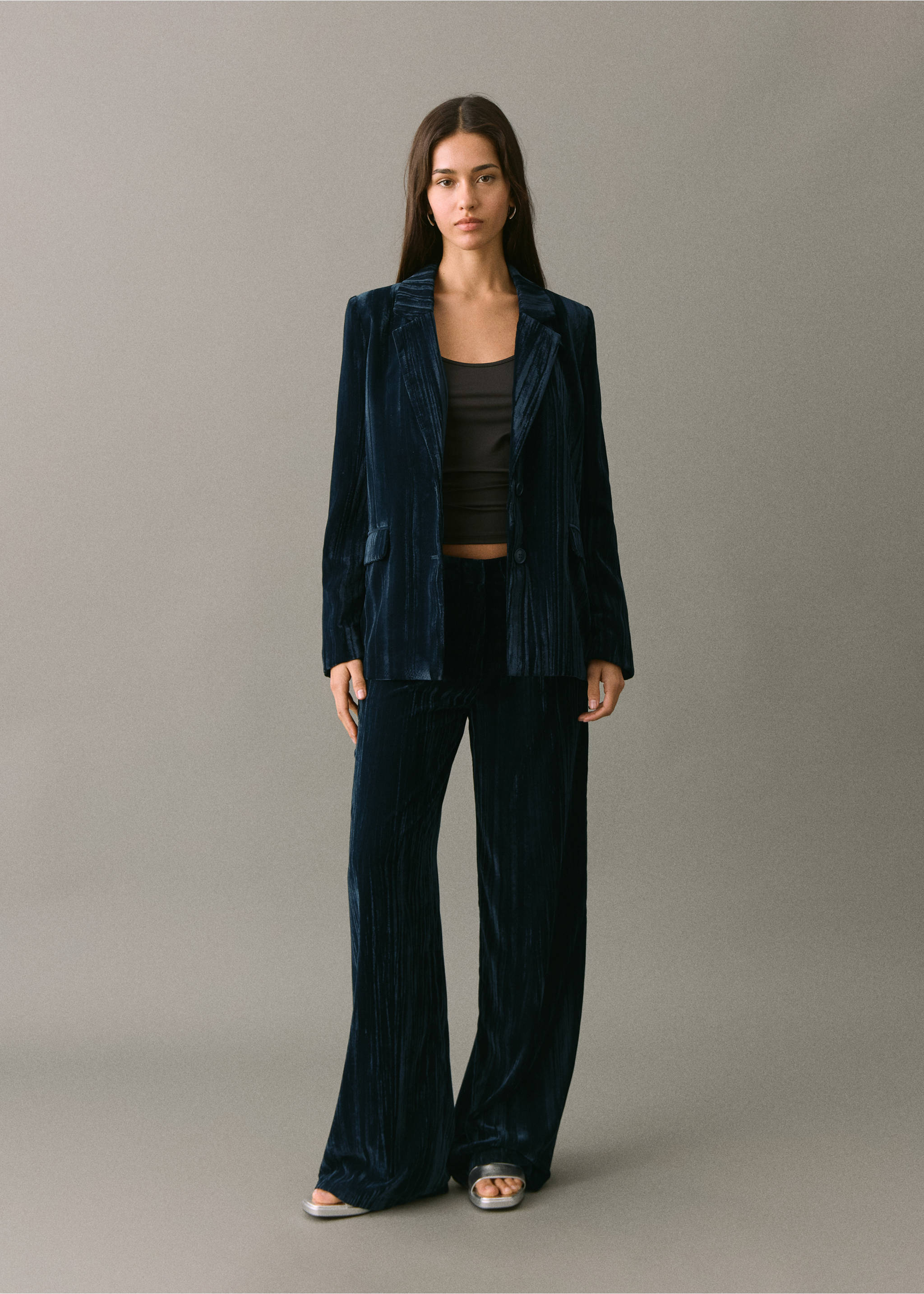 Velvet jacket - Details of the article 2, Navy. Ref: 17078274-00.