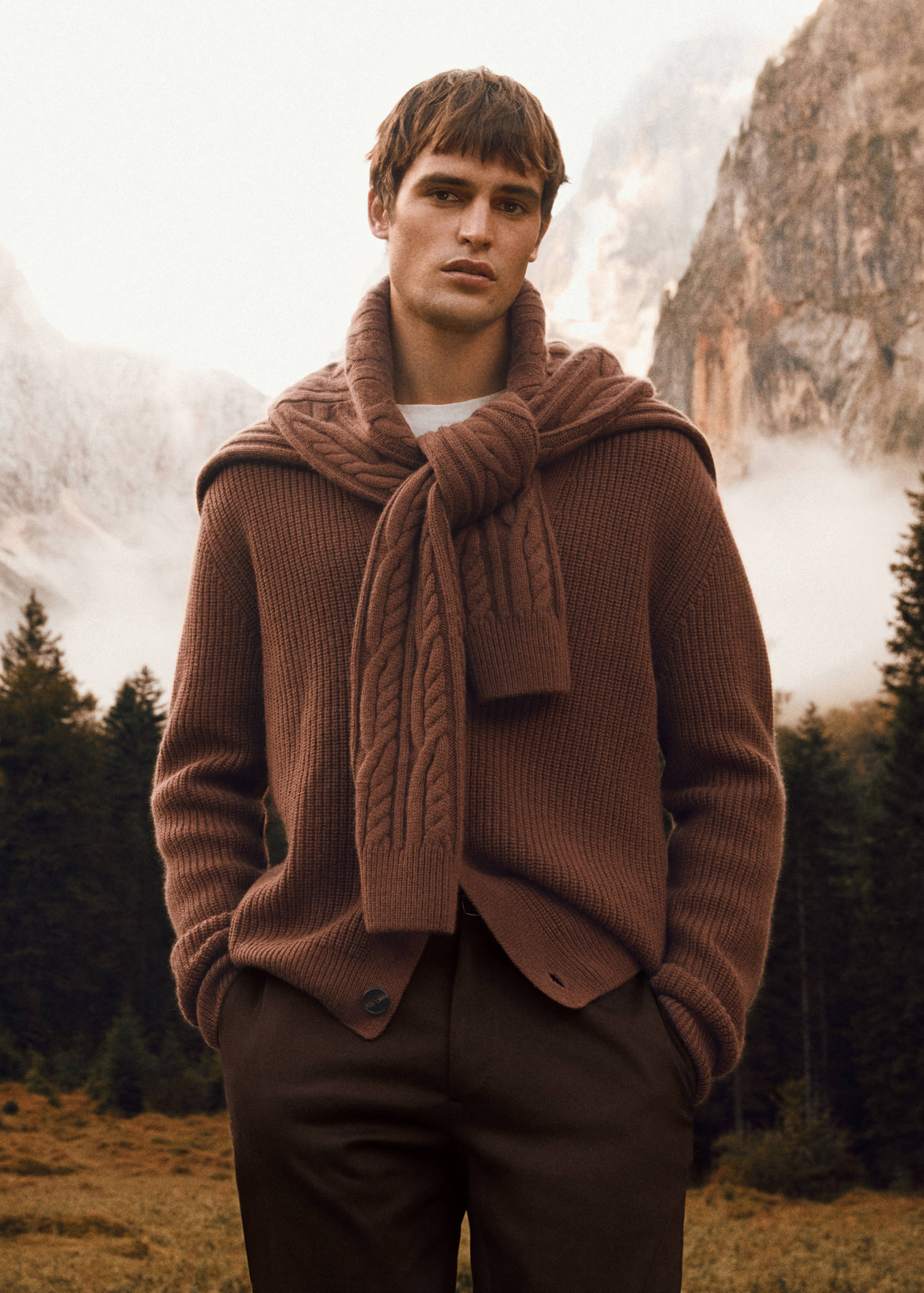 Geknöpfter Cardigan aus 100 % Wolle - Detail des Artikels 3