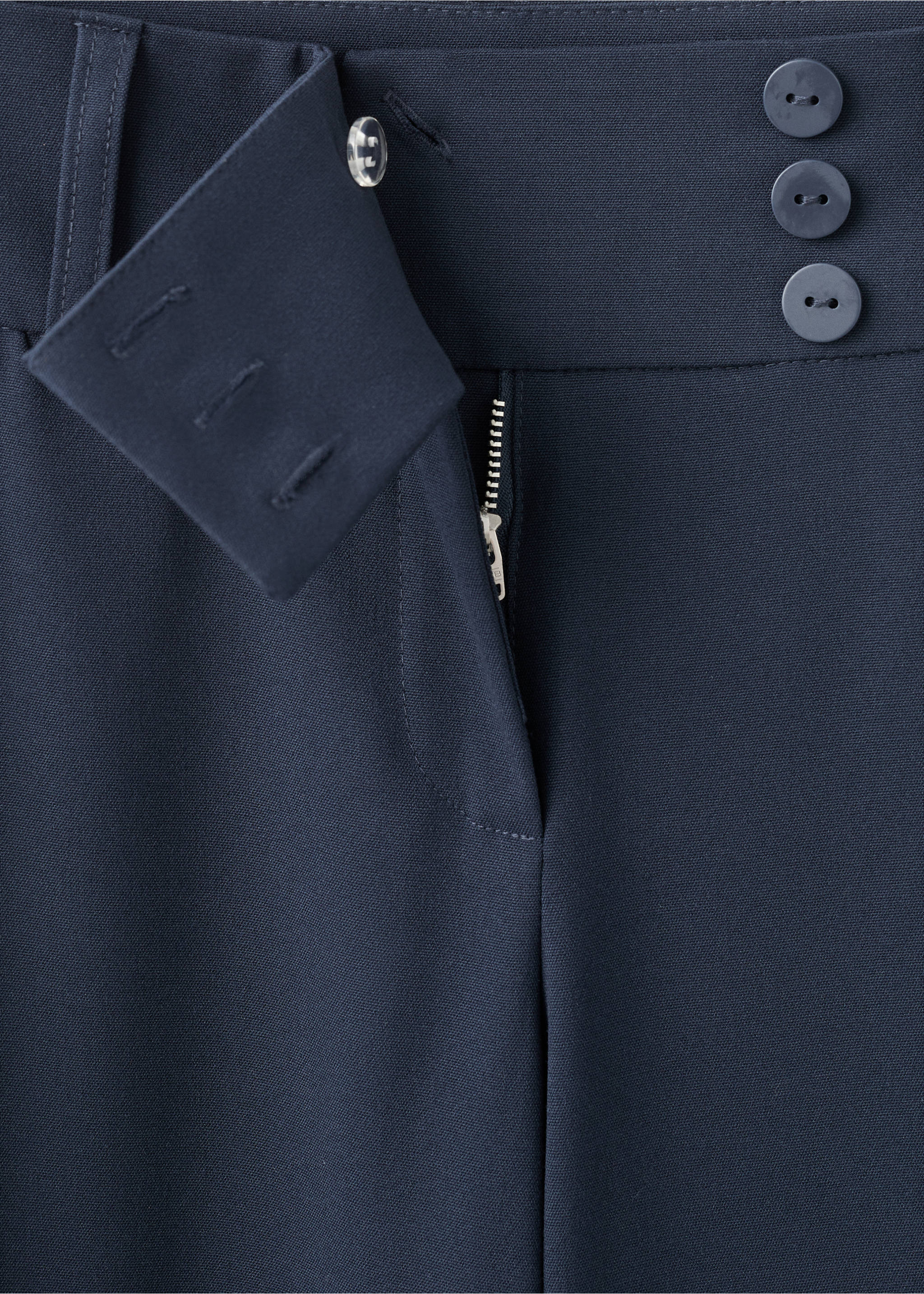 Straight trousers - Details of the article 0, Navy. Ref: 17078291-00.