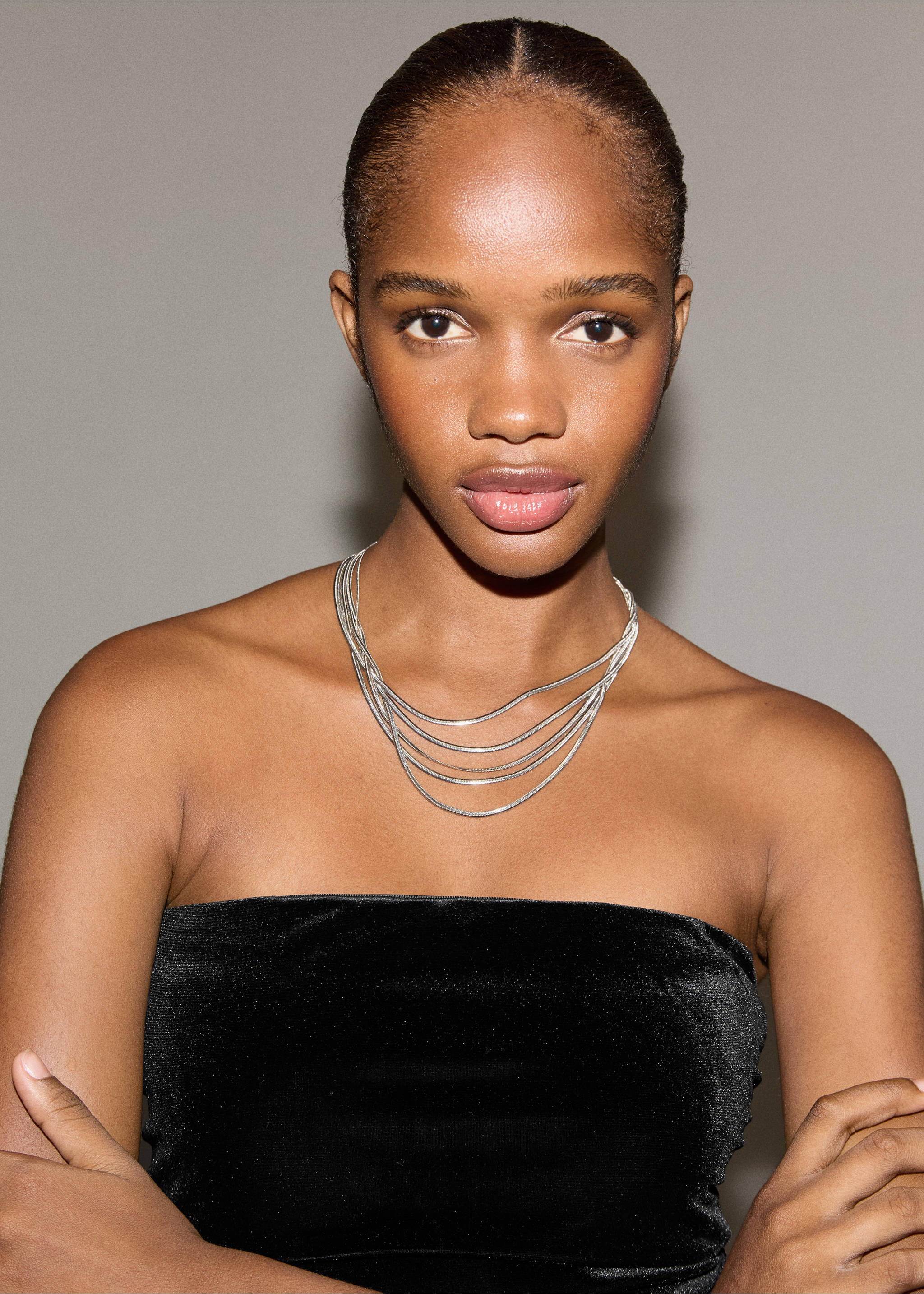 Velvet top - Details of the article 1, Black. Ref: 17078631-00.