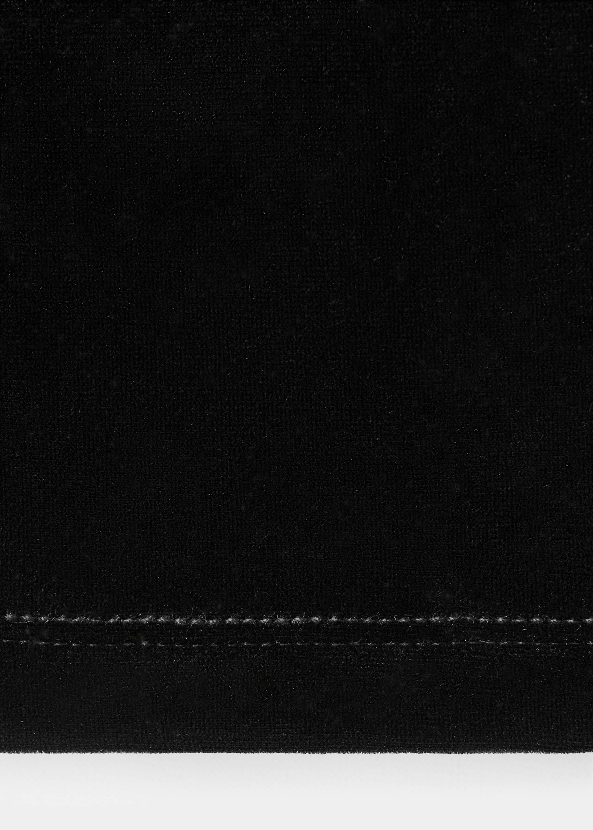 Velvet top - Details of the article 0, Black. Ref: 17078631-00.