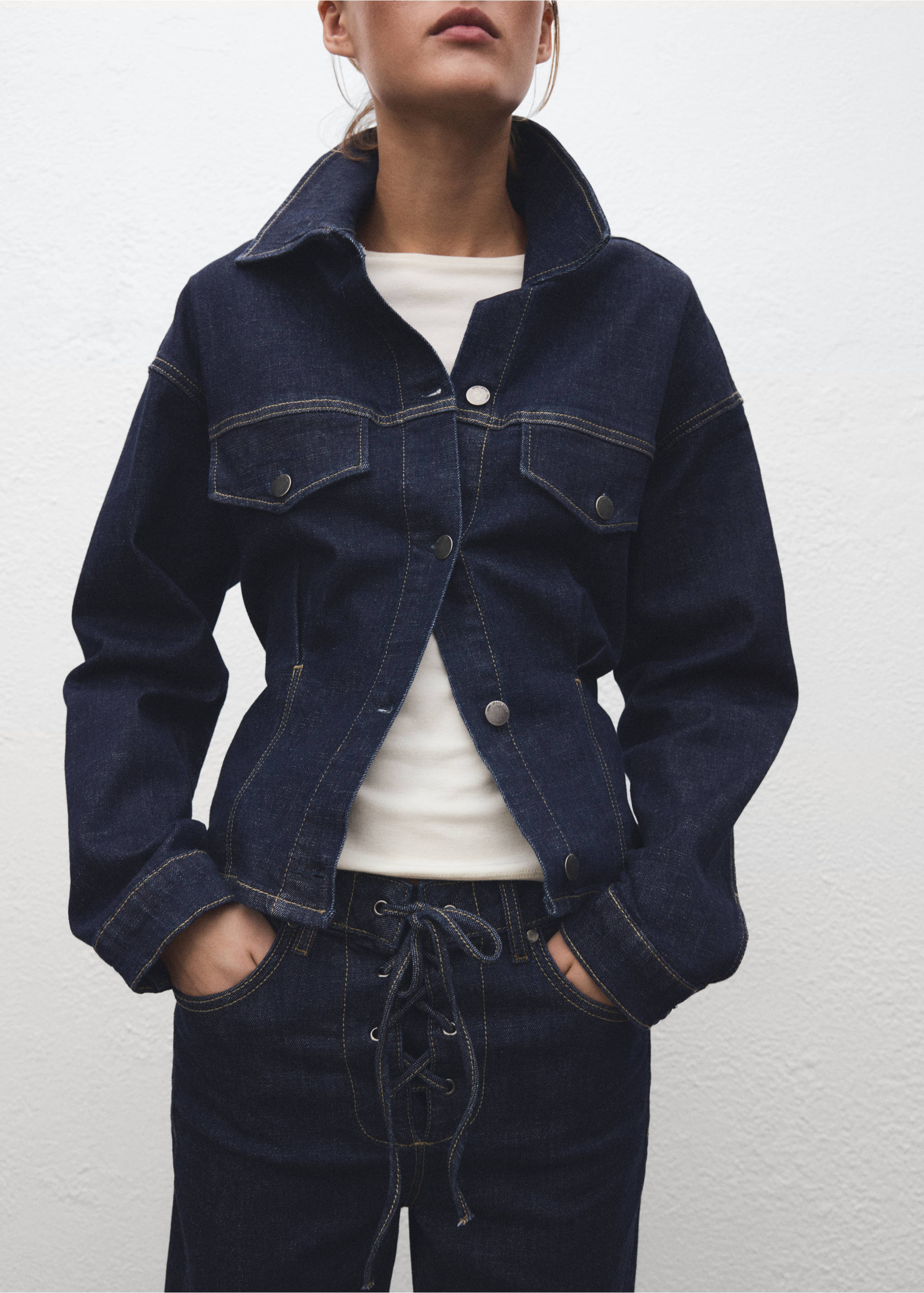 Flared jeans met koorden - Detail van het artikel 3, Open blauw. Ref: 17079119-00.