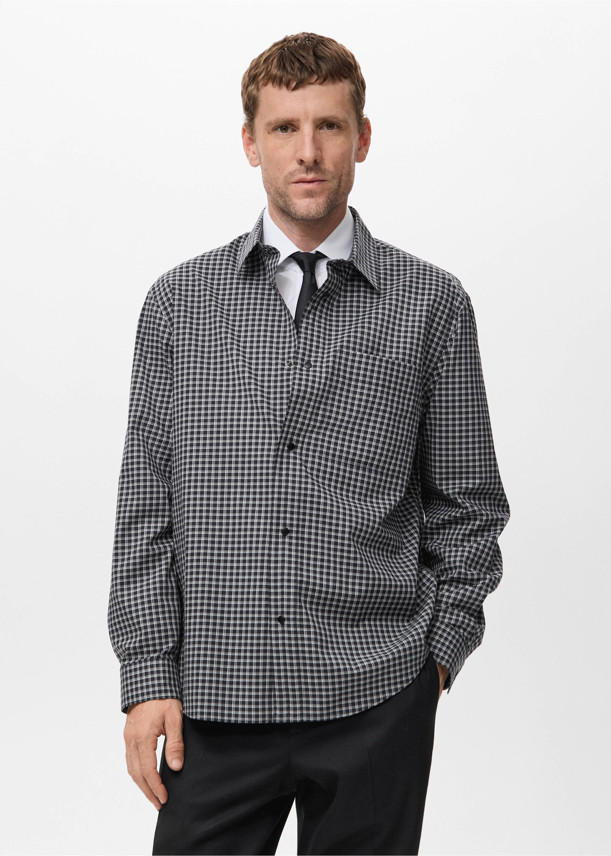 Black and white gingham check shirt with long sleeves and a classic collar., Black. Ref: 17079207-00.