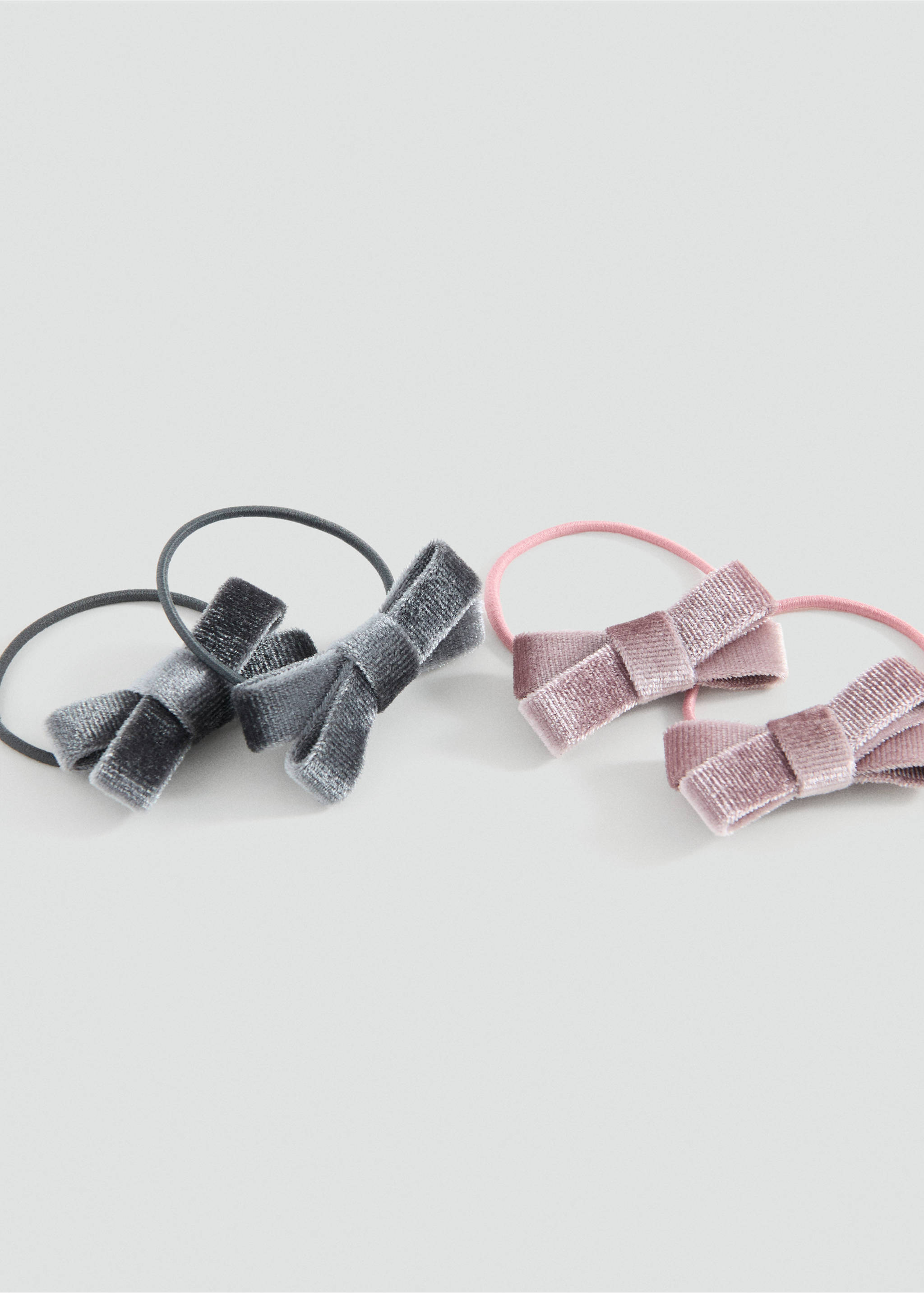 Pack of 4 scrunchies - Medium plane, Pale Pink. Ref: 17079210-00.
