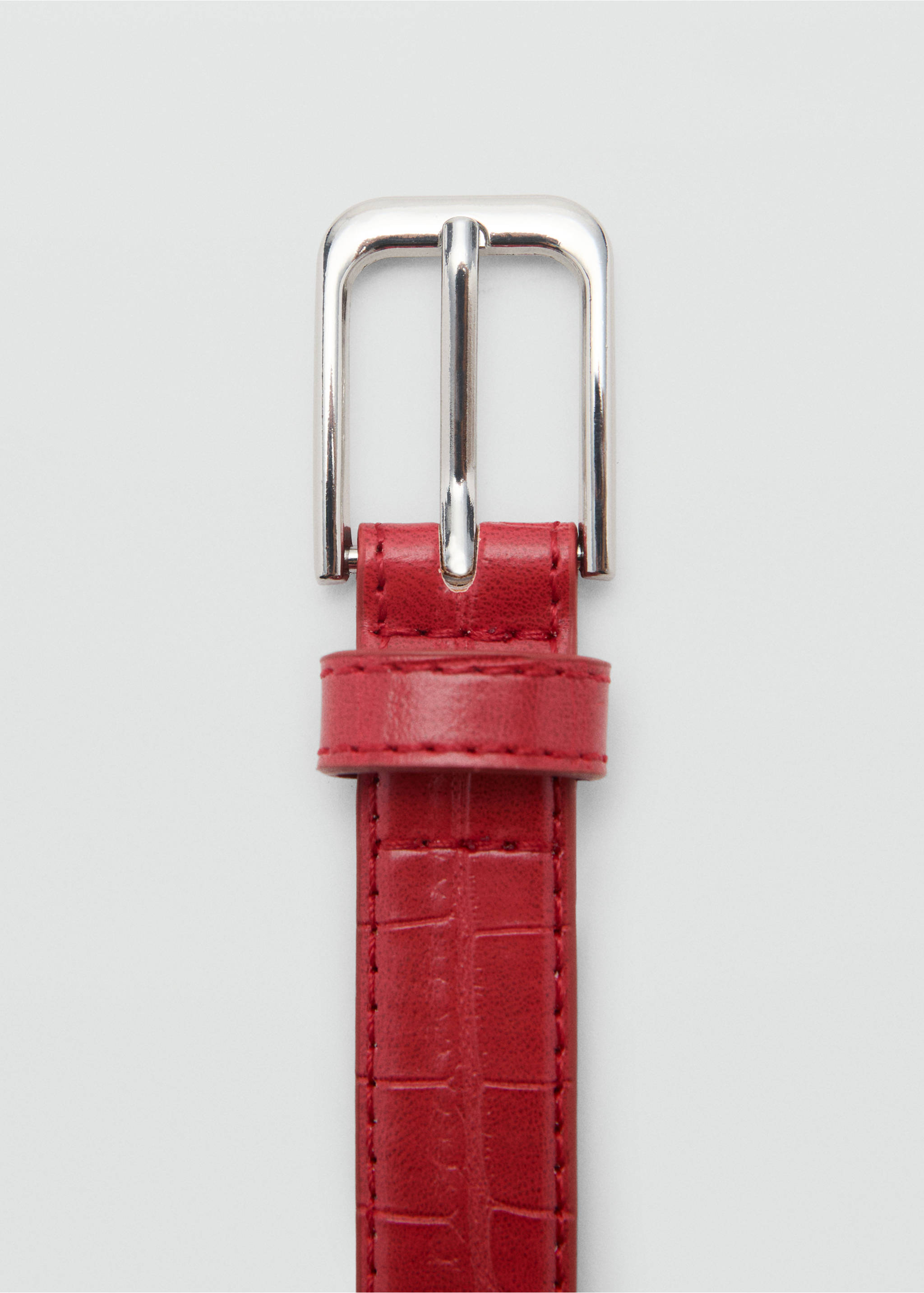 Thin faux crocodile leather belt - Details of the article 1, Red. Ref: 17081129-00.