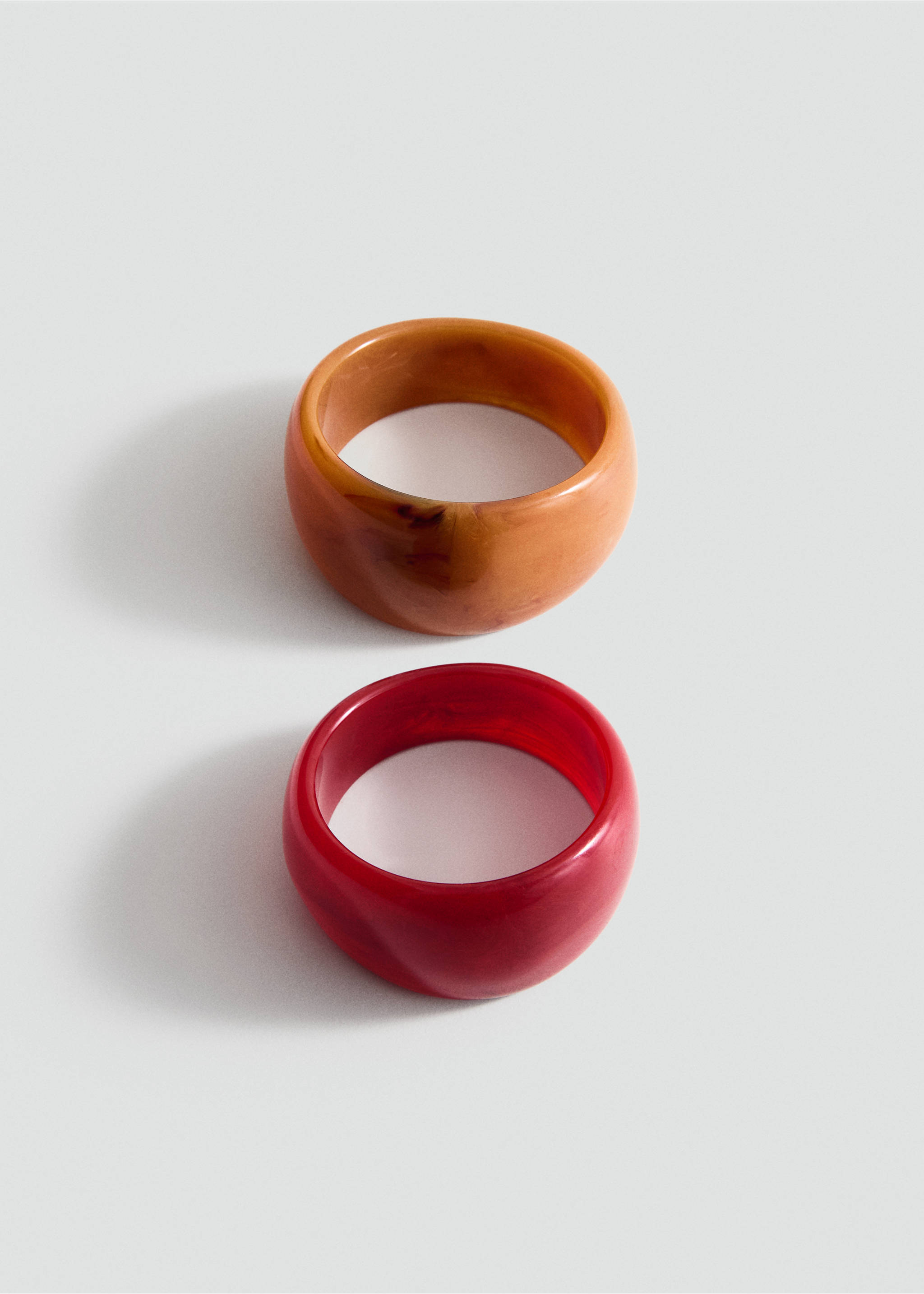 Set of combined volume maxi bracelets - Article without model, Beige. Ref: 17081132-00.