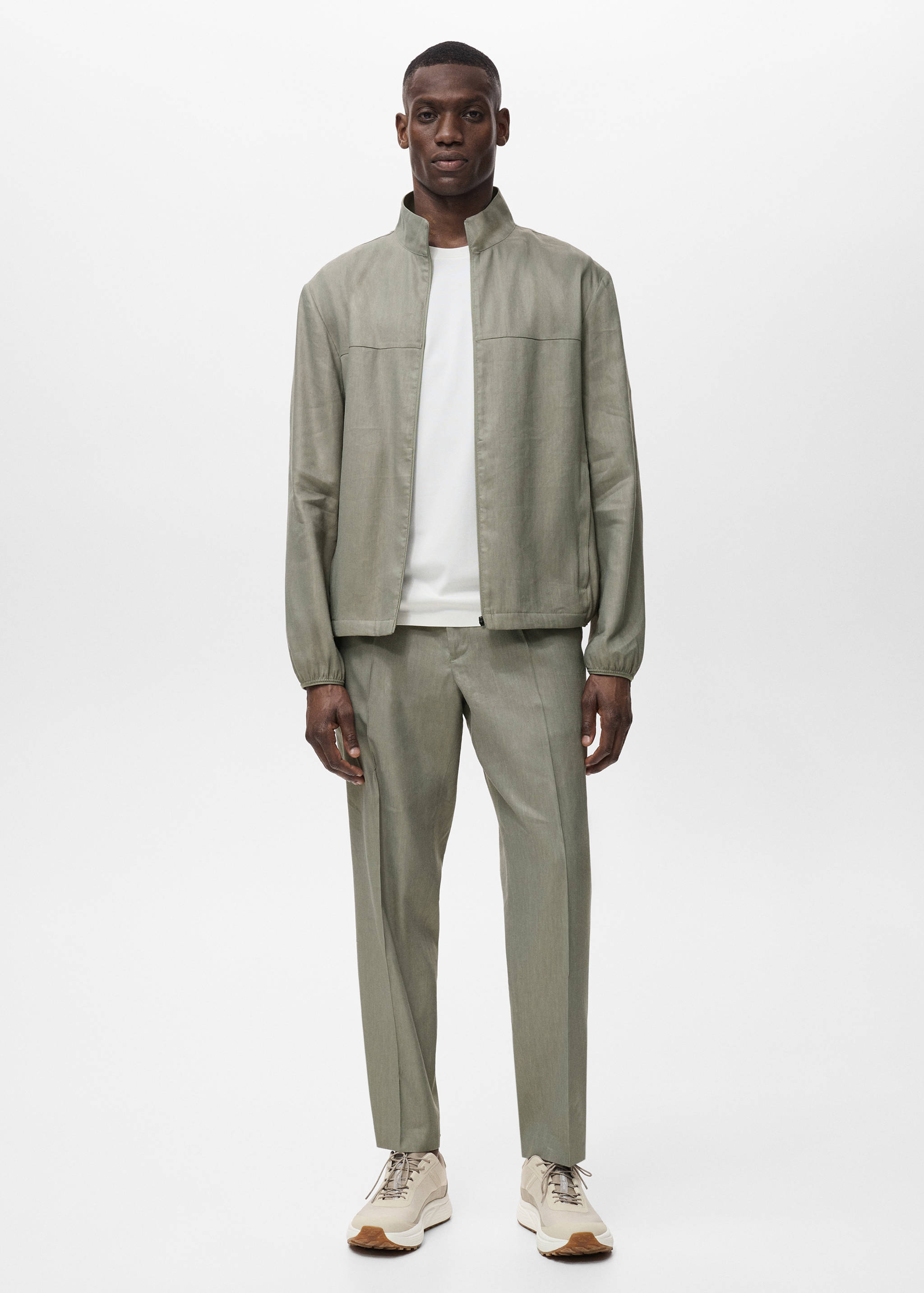 Pleated linen trousers - General plane