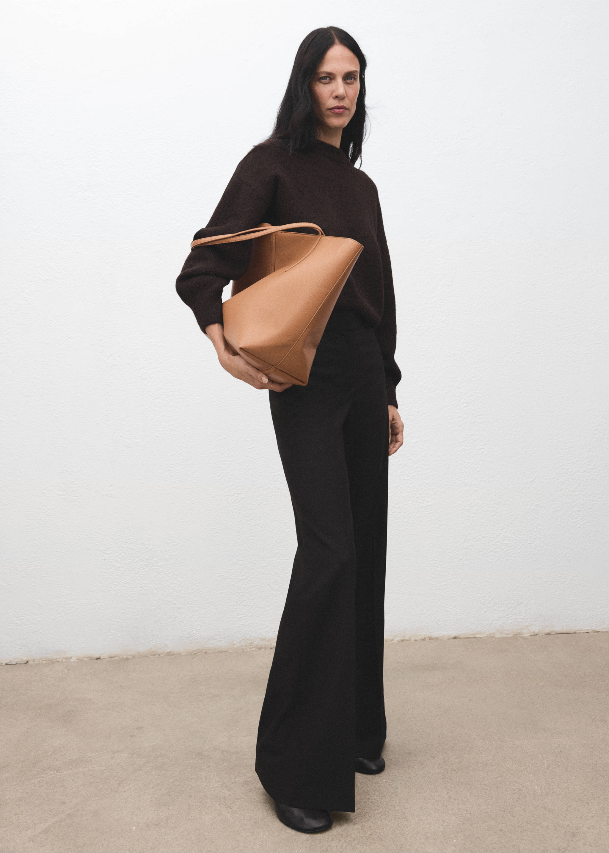 Shopper bag with double handle - General plane, Leather. Ref: 17081146-00.