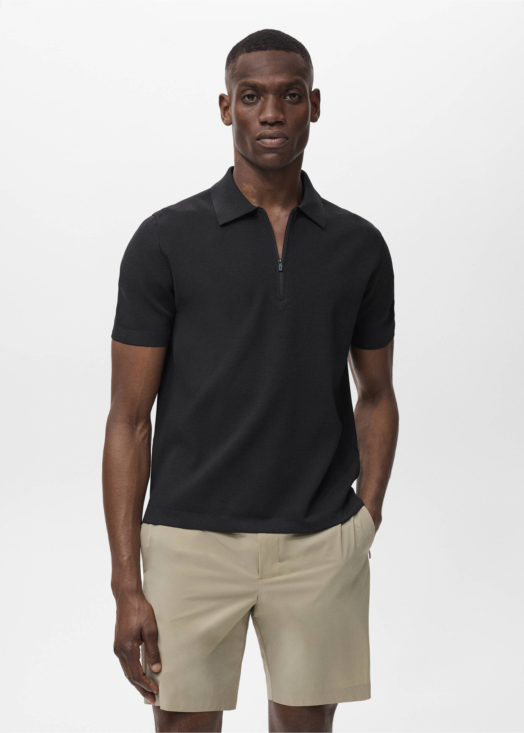 COOLMAX® Feinstrick-Poloshirt mit Reißverschluss - Mittlere Ansicht, Schwarz. Ref: 17081149-00.