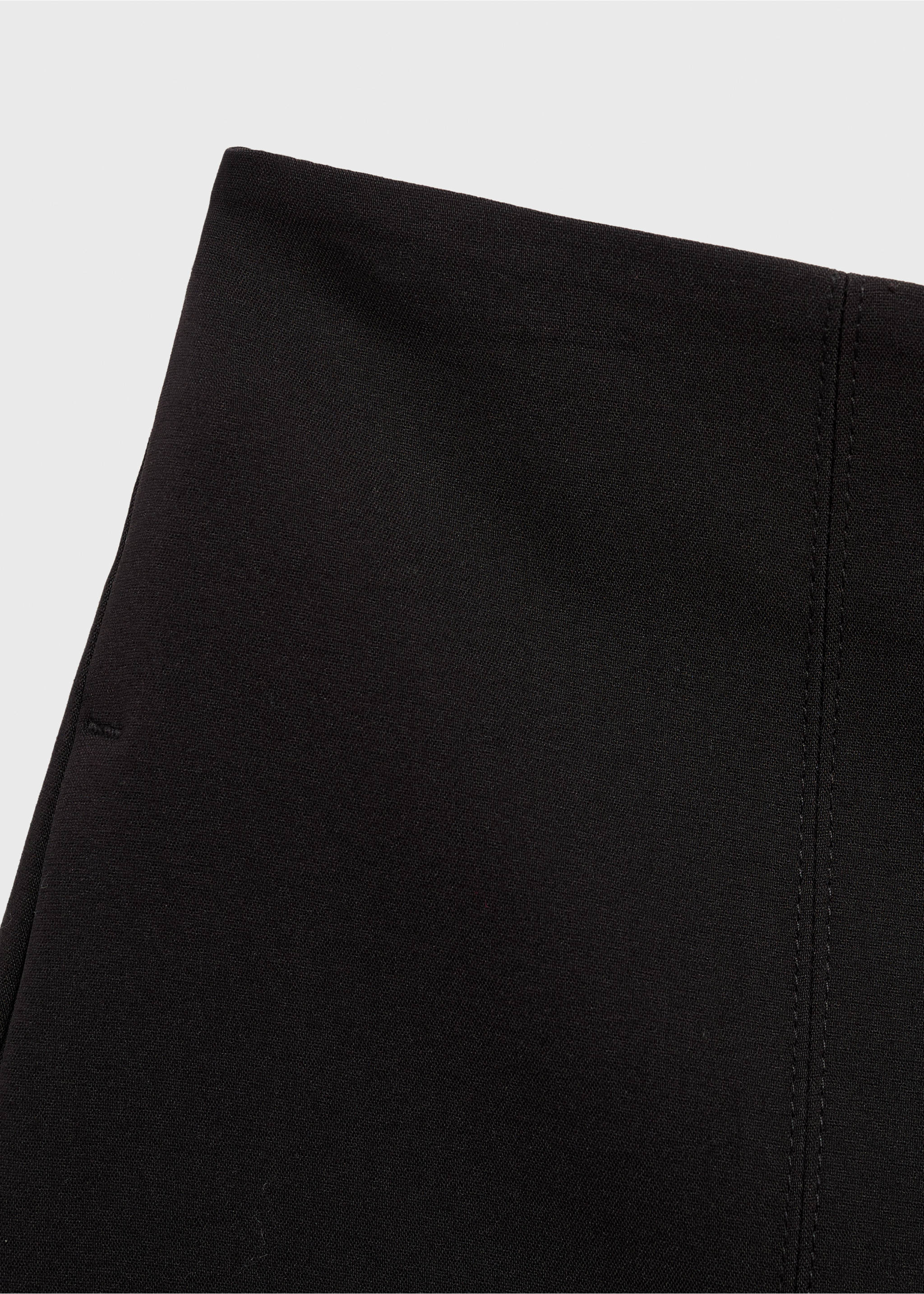 High-waist straight shorts - Details of the article 0, Black. Ref: 17081155-00.