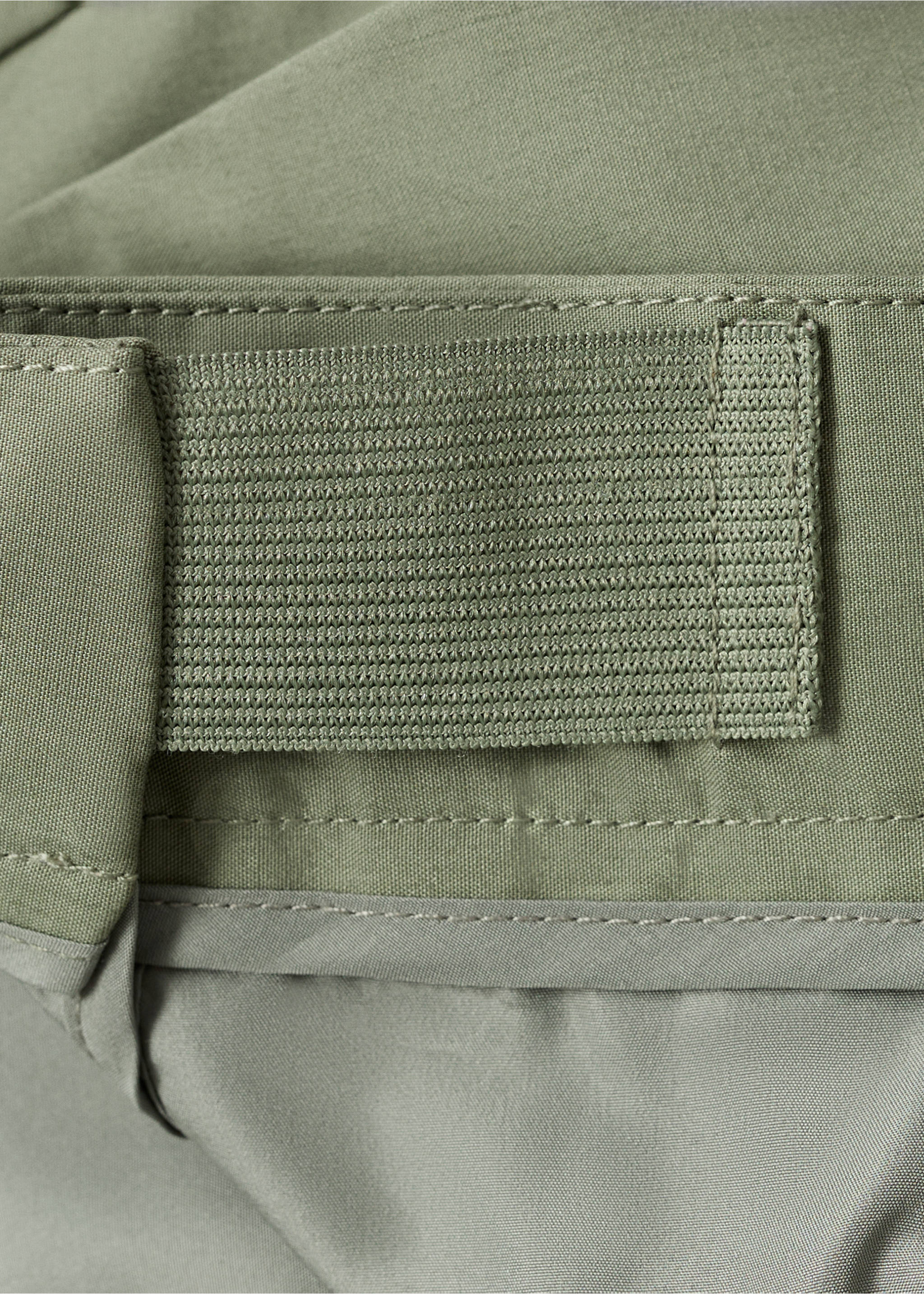 Bermuda en coton élastique intérieur - Détail de l'article 0, Vert menthe. Ref: 17081161-00.