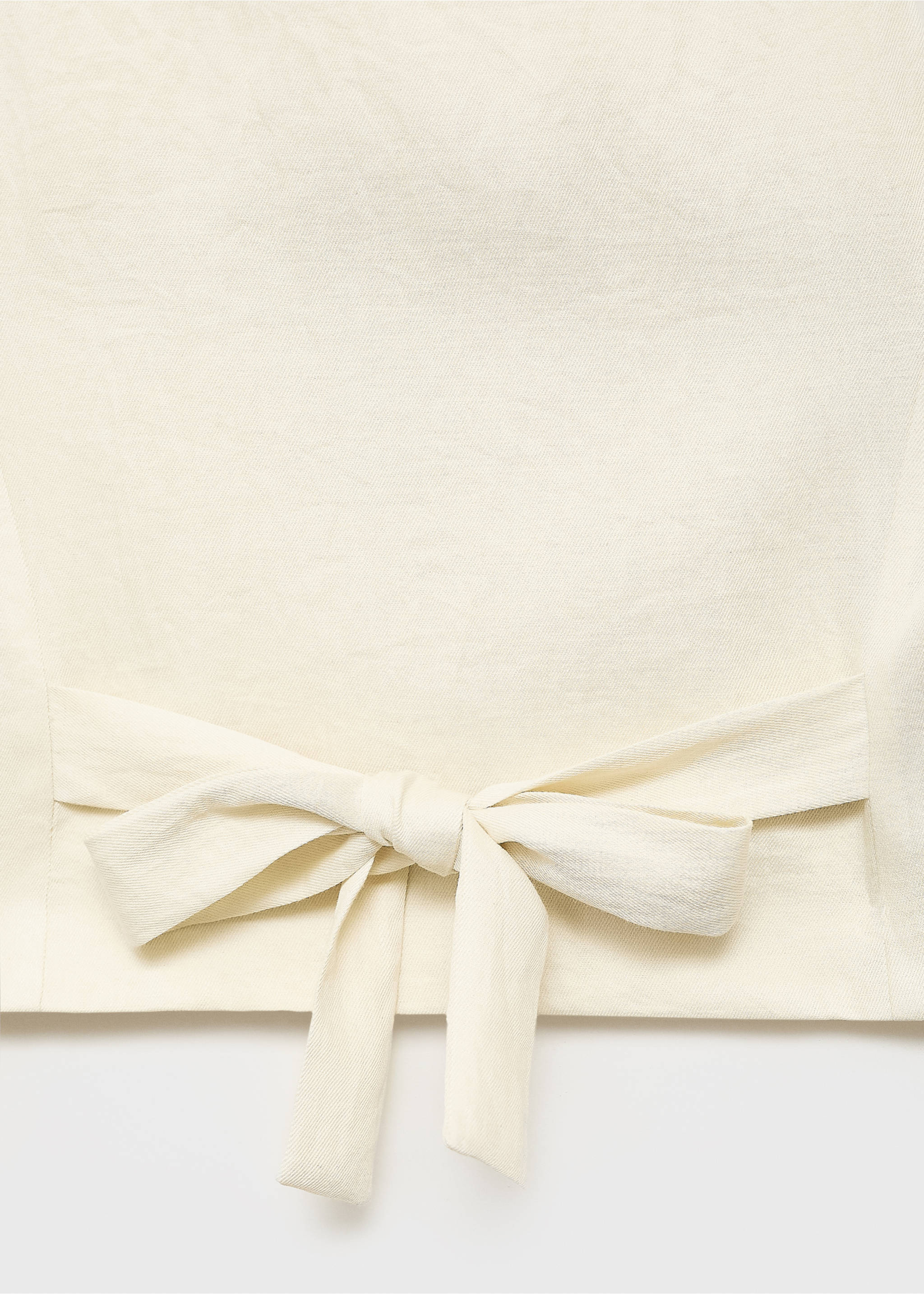 Waistcoat with bow on the back - Details of the article 0, Beige. Ref: 17081169-00.