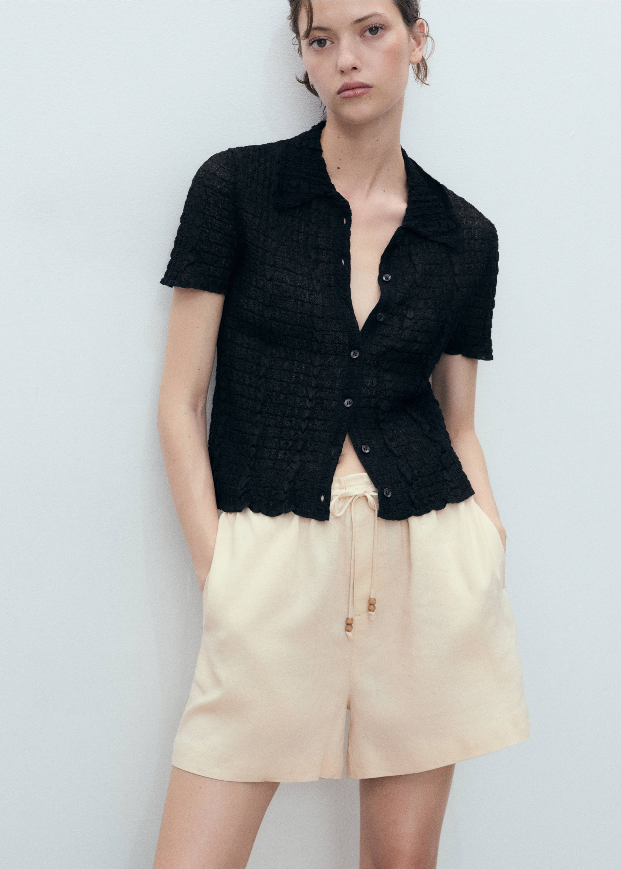 Straight-fit linen shorts with drawstring - Medium plane, Beige. Ref: 17081171-00.