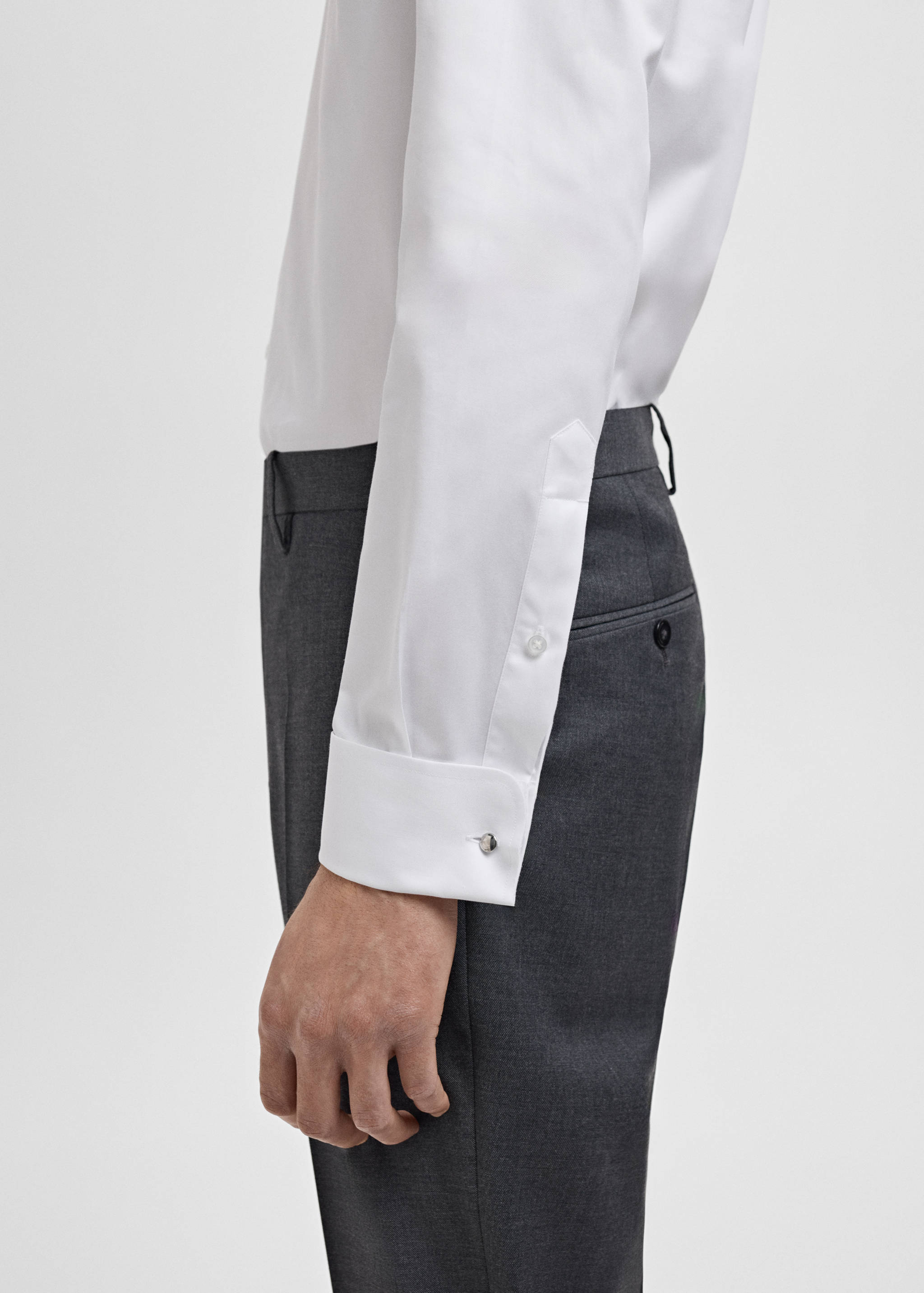 Slim-fit twill fabric suit with shirt cufflinks - Details of the article 3