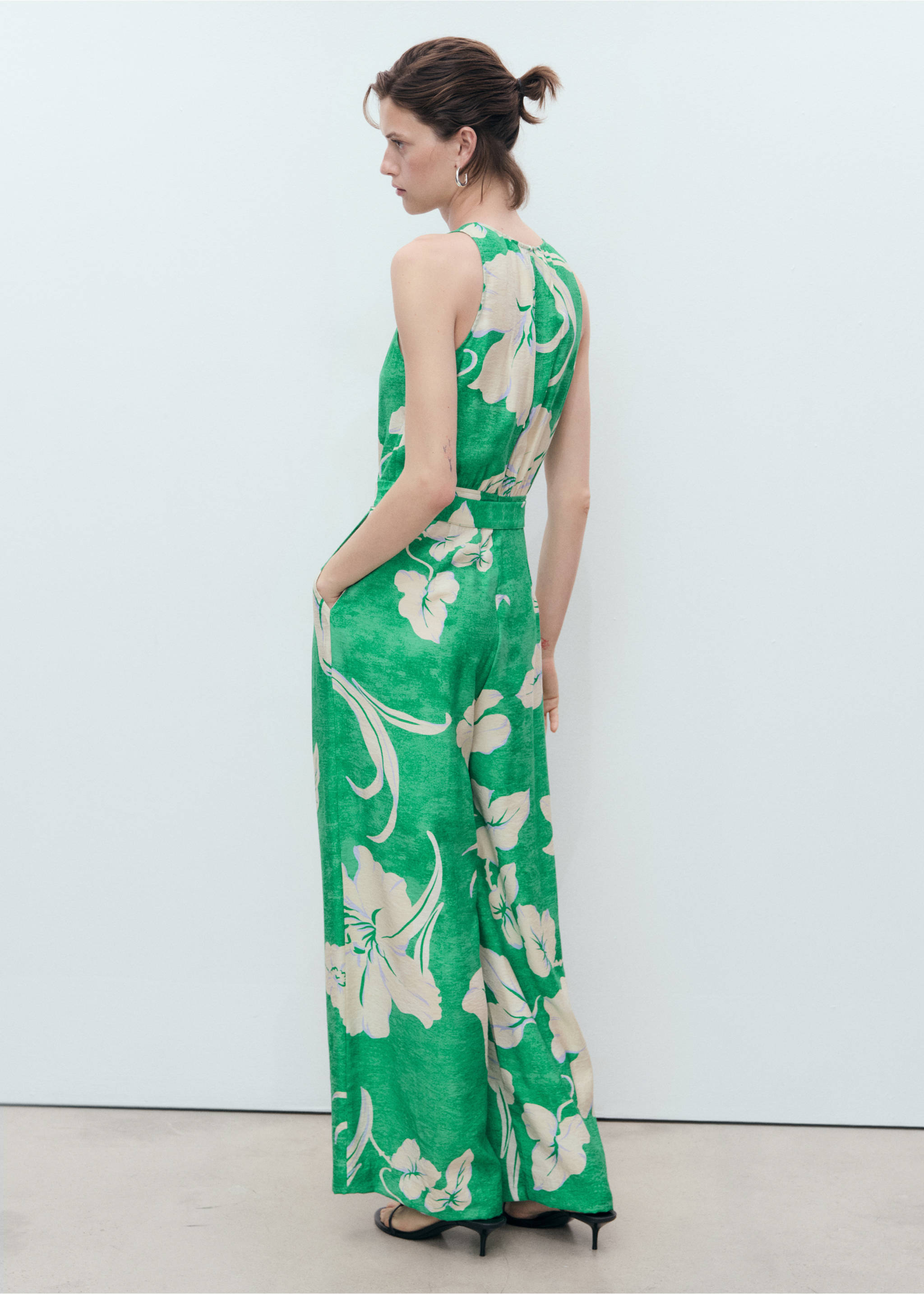 Belt printed jumpsuit - Reverse of the article, Green. Ref: 17081186-00.