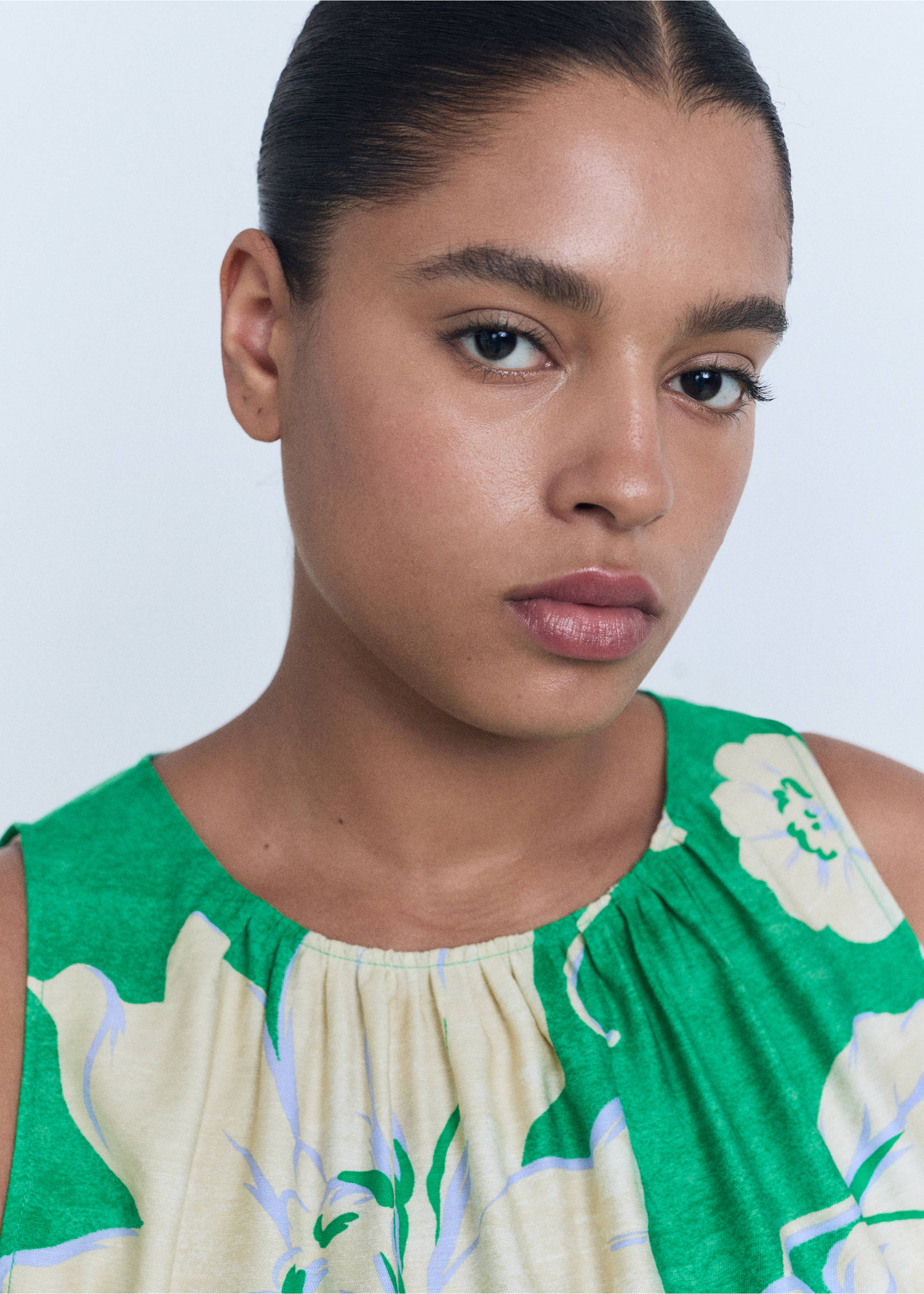 Belt printed jumpsuit - Details of the article 4, Green. Ref: 17081186-00.